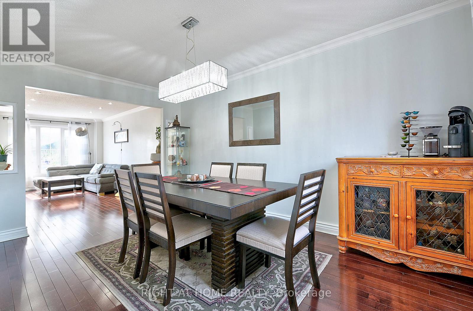 224 Ridgefield Crescent, Vaughan, Ontario  L6A 1J6 - Photo 7 - N12774414