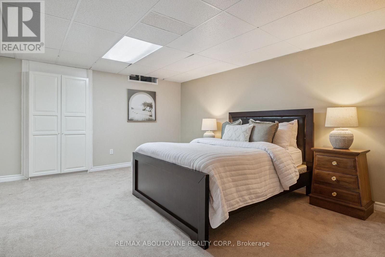 1424 The Links Drive, Oakville (Ga Glen Abbey), Ontario  L6M 2N9 - Photo 30 - W12774400