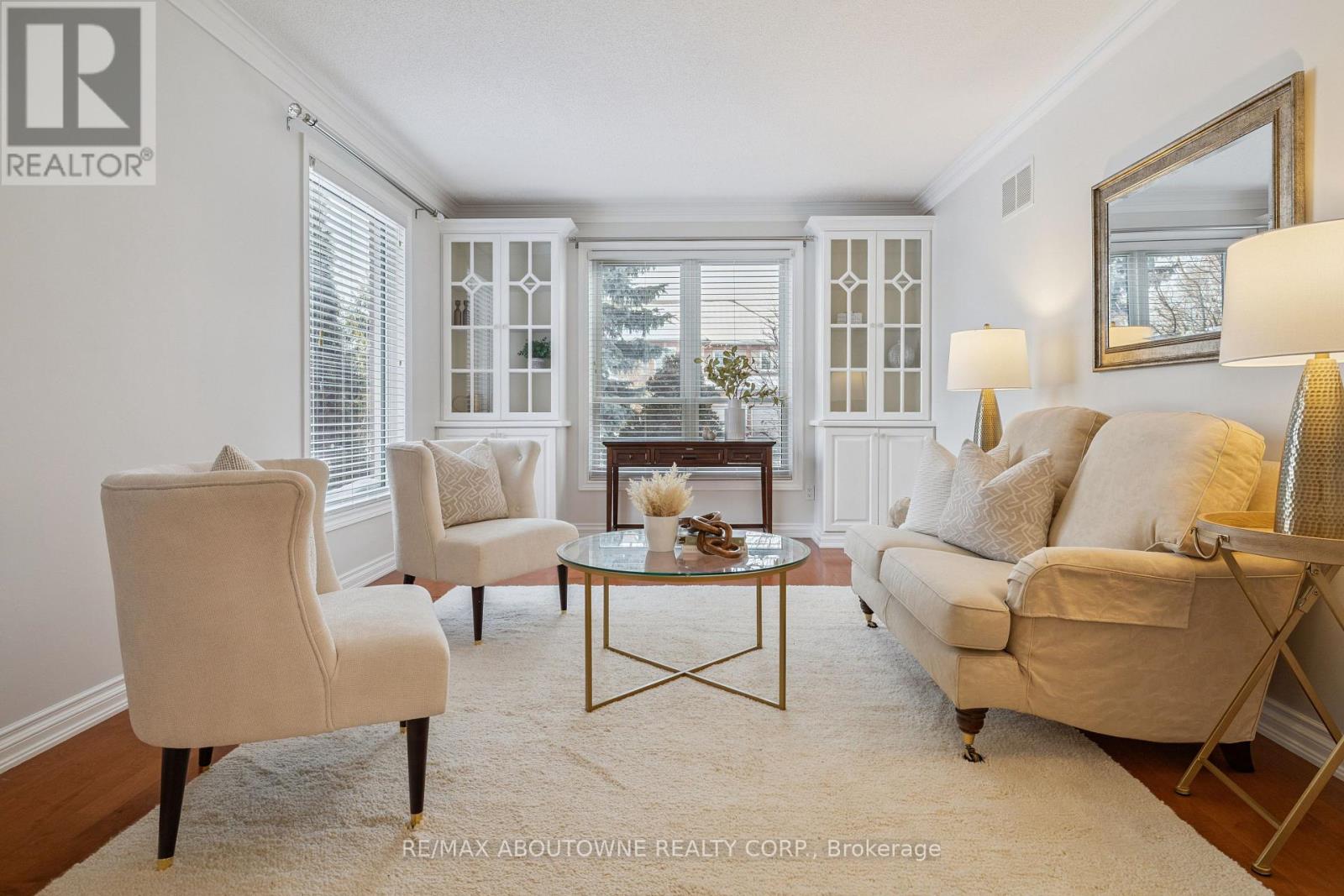 1424 The Links Drive, Oakville (Ga Glen Abbey), Ontario  L6M 2N9 - Photo 5 - W12774400