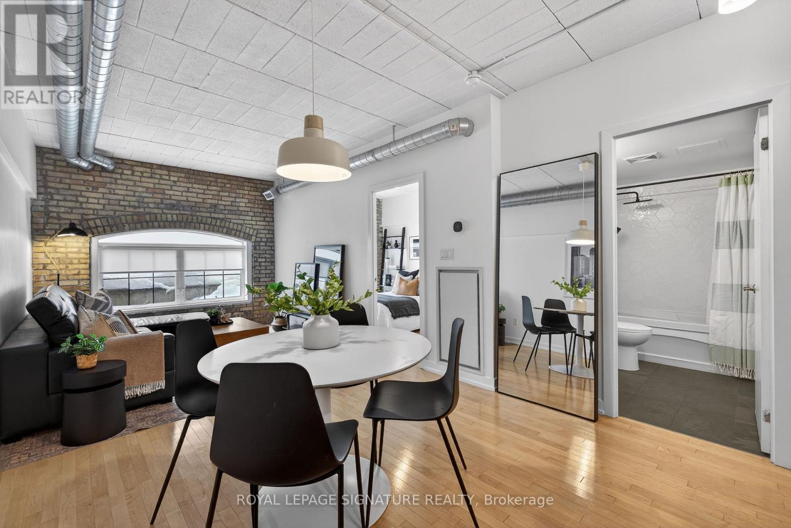 213 - 1100 Lansdowne Avenue, Toronto, Ontario  M6H 4K1 - Photo 17 - W12774402