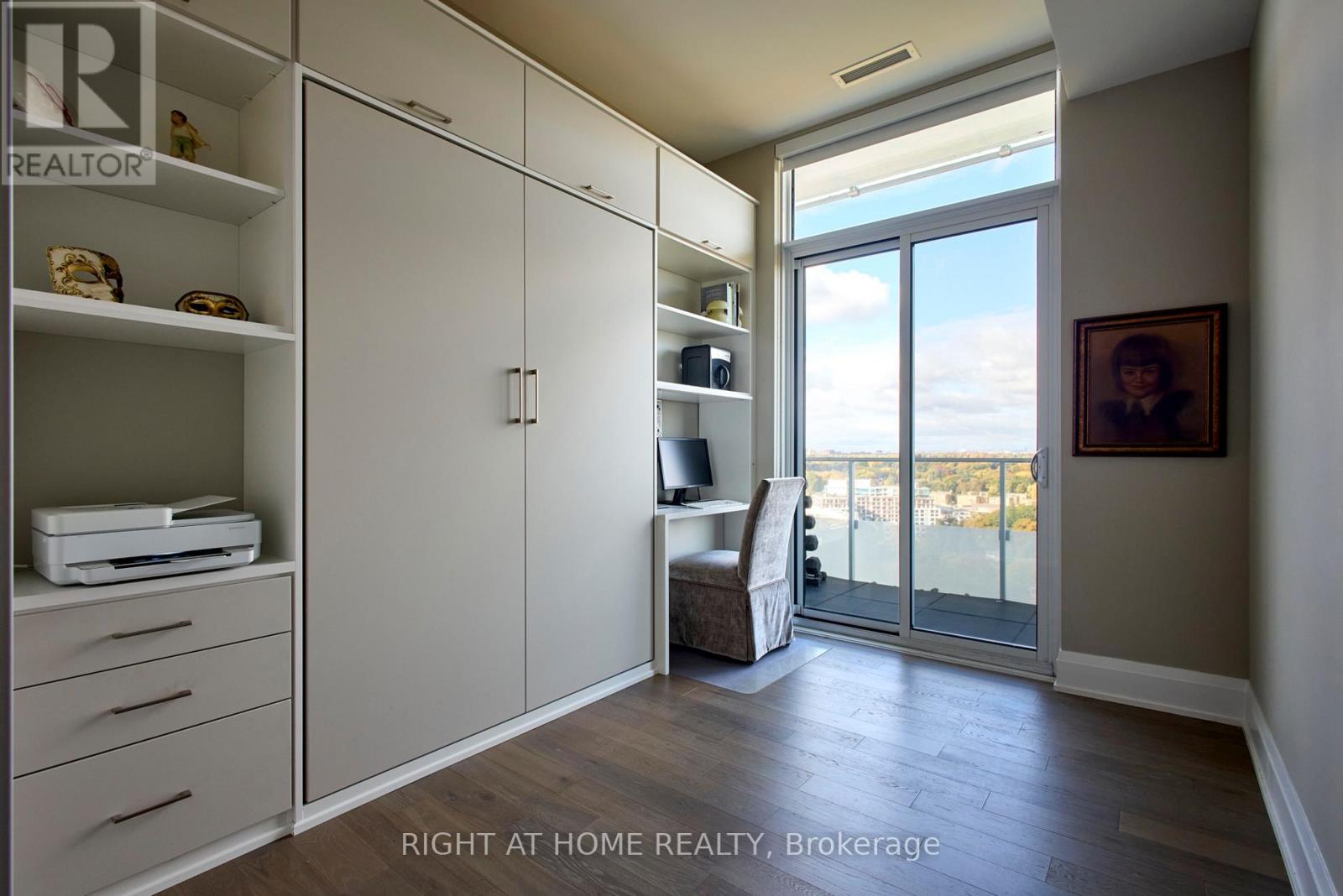 2003 - 20 Brin Drive, Toronto, Ontario  M8X 0B2 - Photo 17 - W12774418