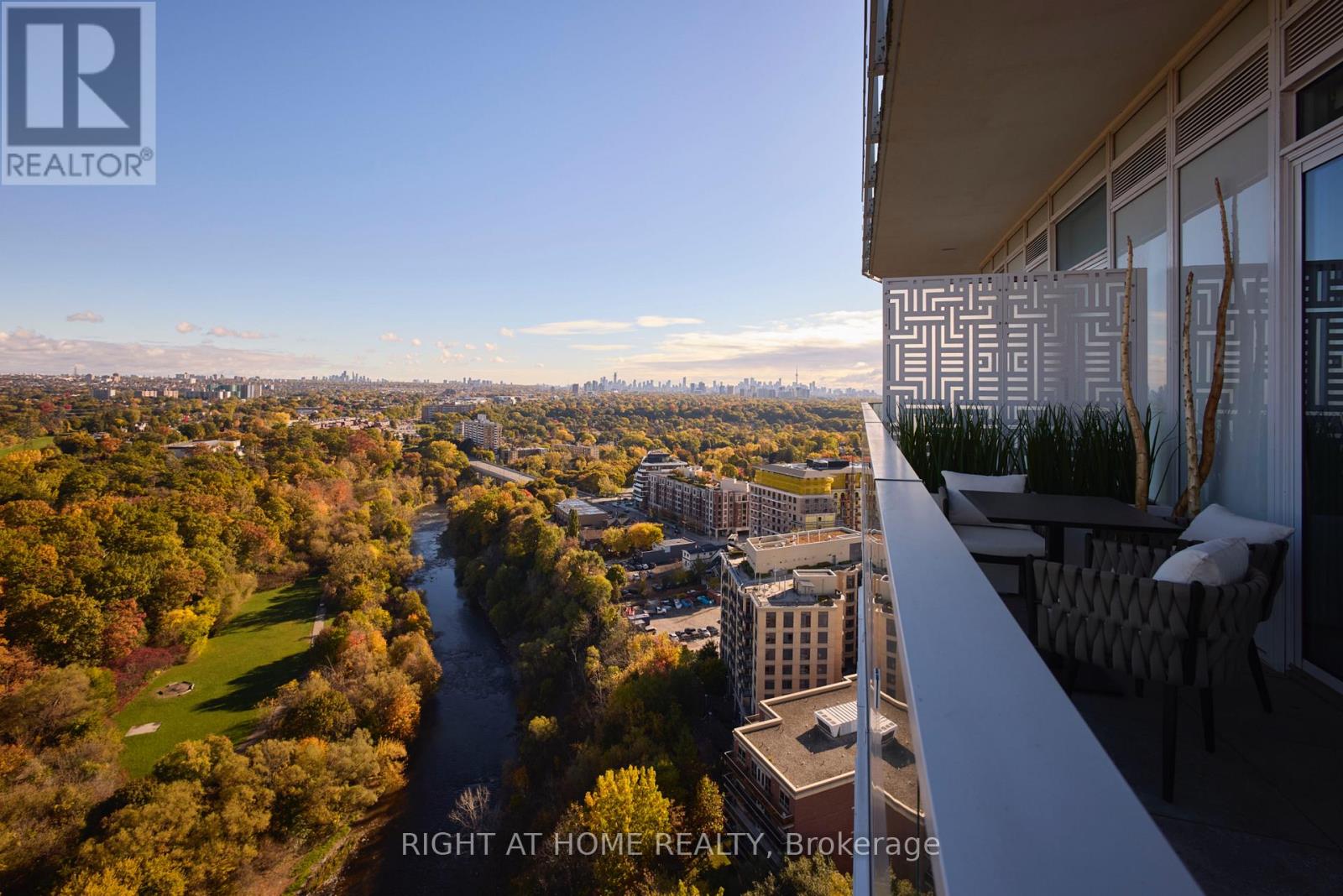 2003 - 20 Brin Drive, Toronto, Ontario  M8X 0B2 - Photo 22 - W12774418