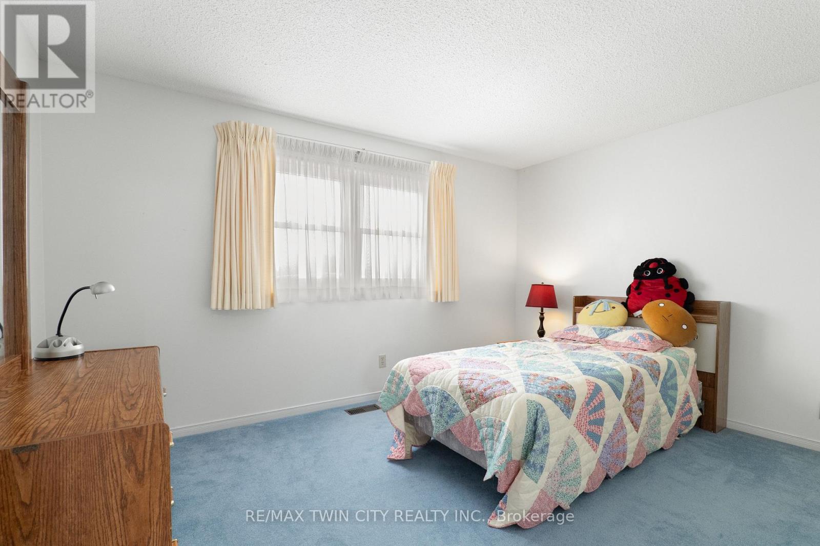 95 Old Meadow Lane, Waterloo, Ontario  N2T 1V2 - Photo 28 - X12774392