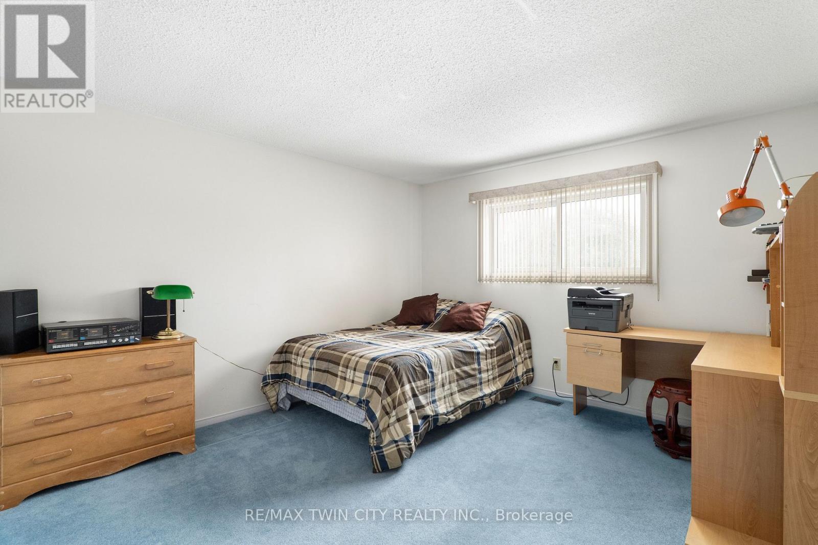 95 Old Meadow Lane, Waterloo, Ontario  N2T 1V2 - Photo 32 - X12774392