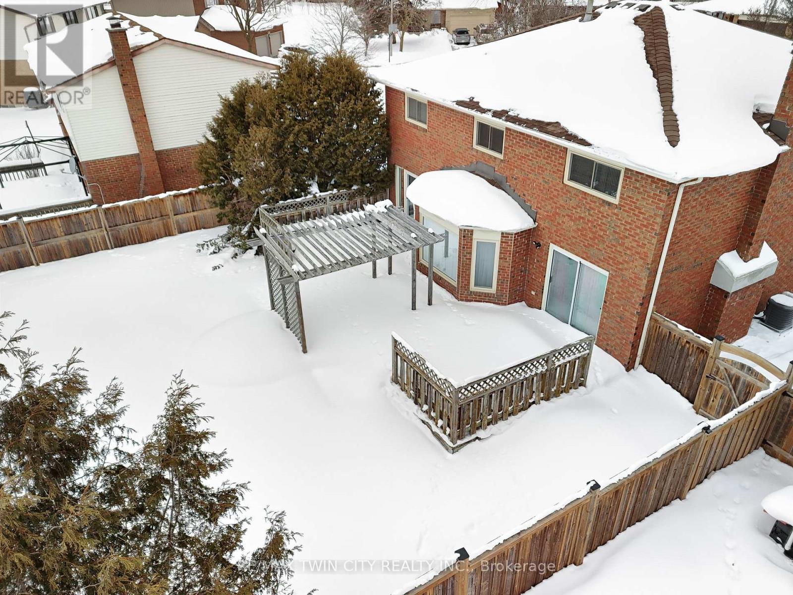 95 Old Meadow Lane, Waterloo, Ontario  N2T 1V2 - Photo 43 - X12774392