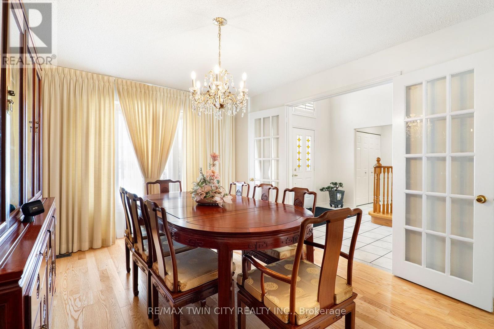 95 Old Meadow Lane, Waterloo, Ontario  N2T 1V2 - Photo 7 - X12774392