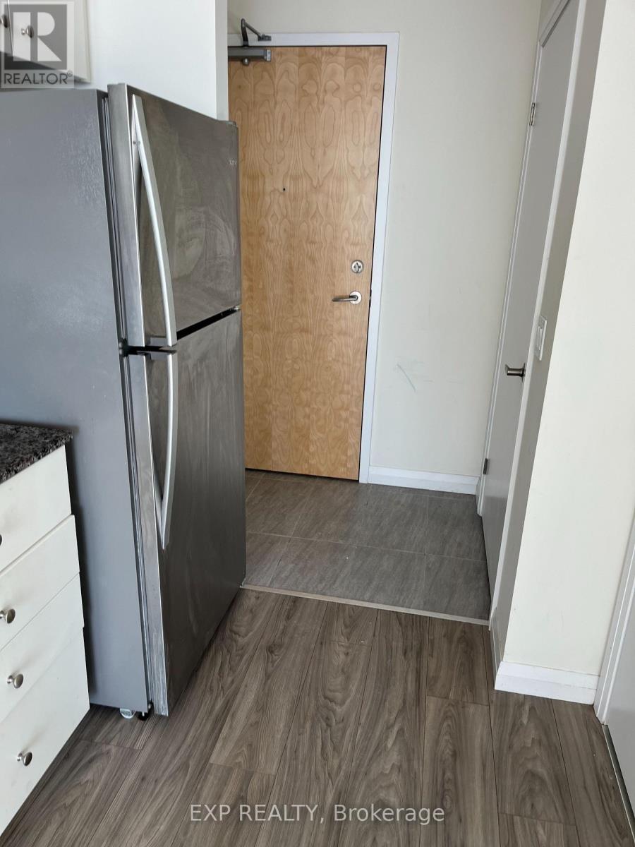 1704 - 104 Garment Street, Kitchener, Ontario  N2G 2B3 - Photo 3 - X12774408