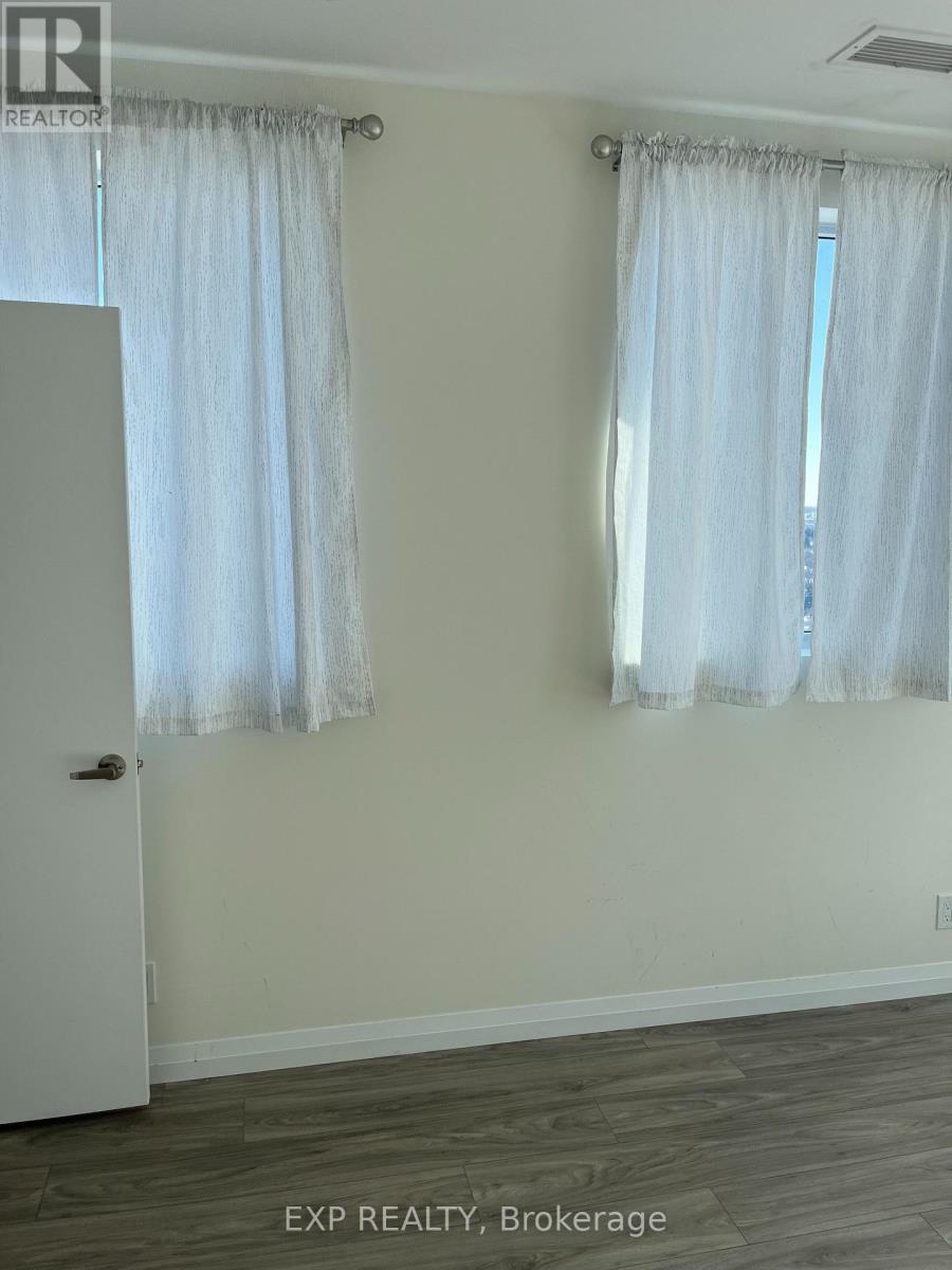 1704 - 104 Garment Street, Kitchener, Ontario  N2G 2B3 - Photo 9 - X12774408