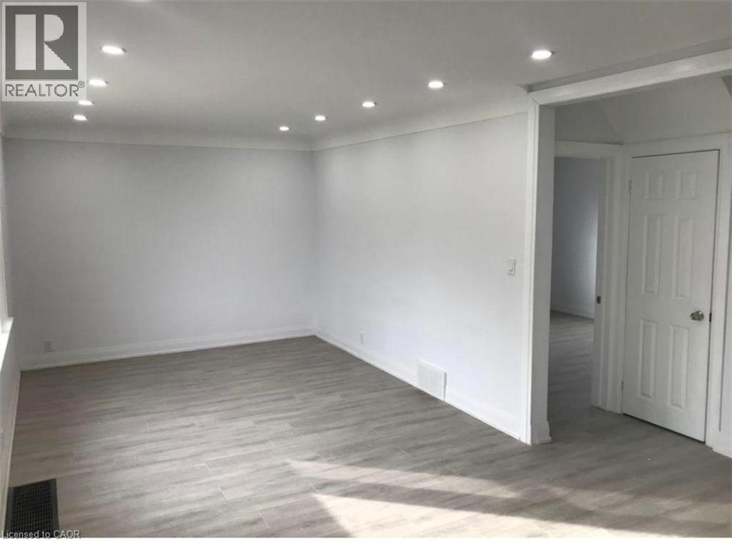 850 (Upper Unit) Garth Street, Hamilton, Ontario  L9C 4K8 - Photo 2 - 40794994