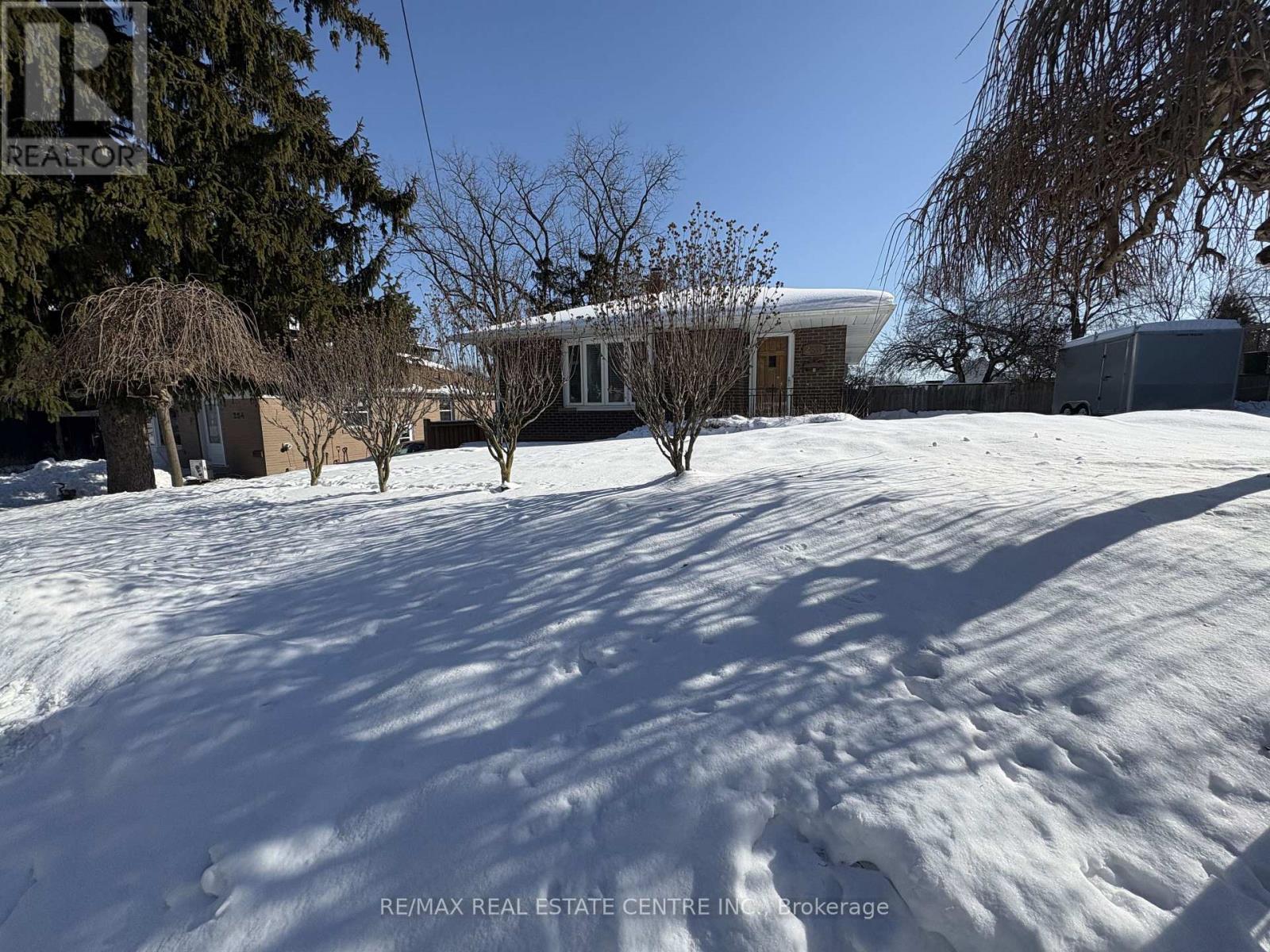 260 SYDNEY STREET, Milton, Ontario