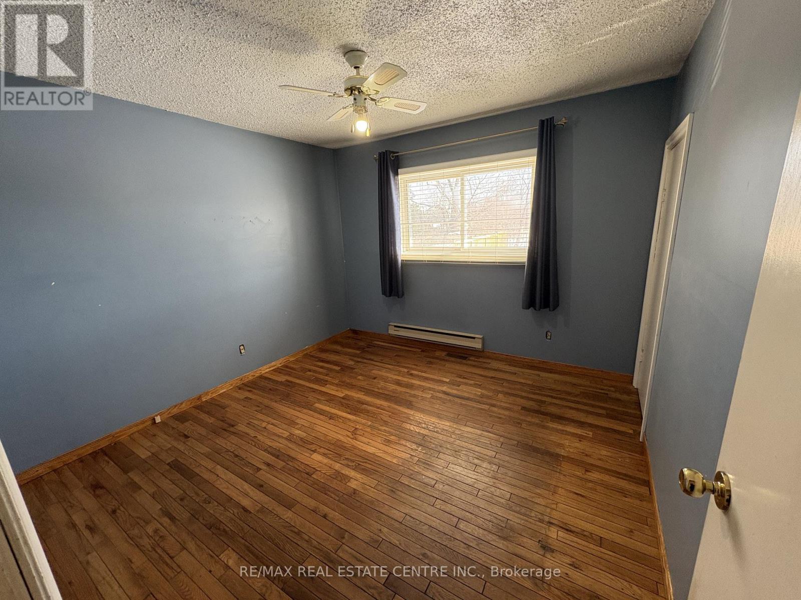 260 Sydney Street, Milton, Ontario  L9T 1E1 - Photo 18 - W12509330