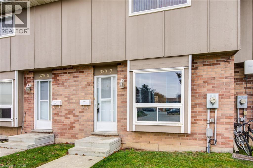 370 Springbank Avenue Unit# 7, Woodstock, Ontario  N4T 1L3 - Photo 3 - 40803972