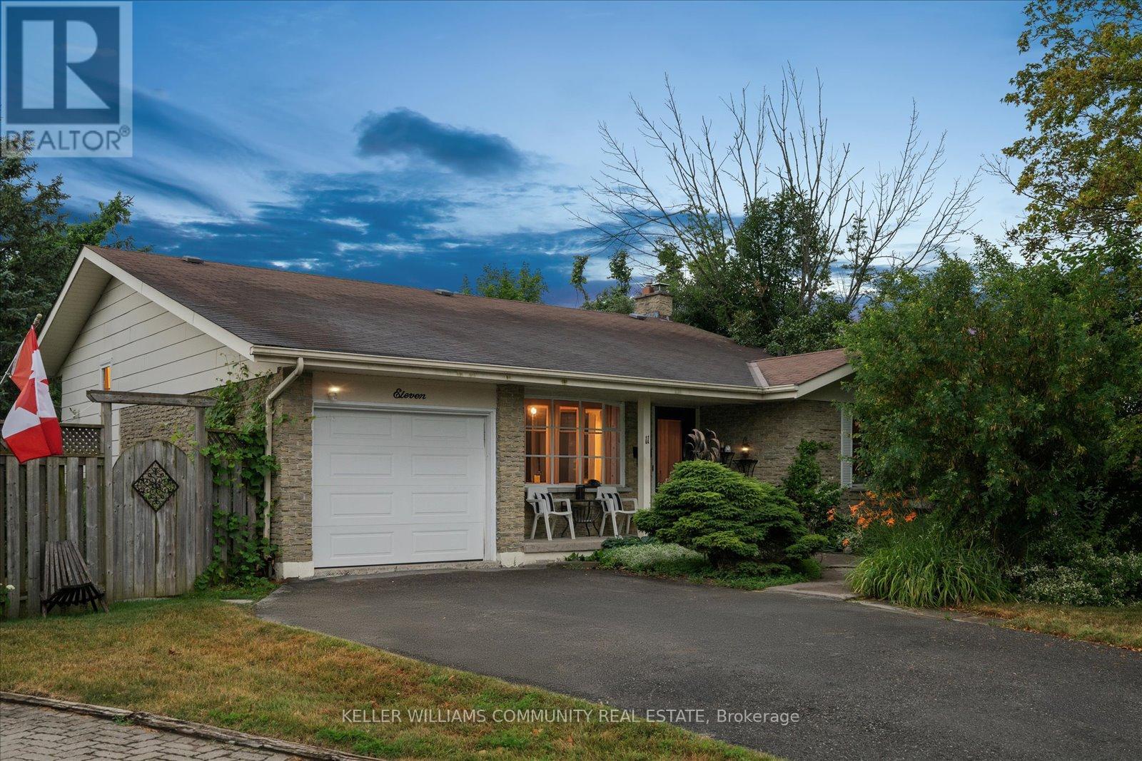 11 Bayleaf Court, Peterborough (Monaghan Ward 2), Ontario  K9K 1A2 - Photo 2 - X12774420