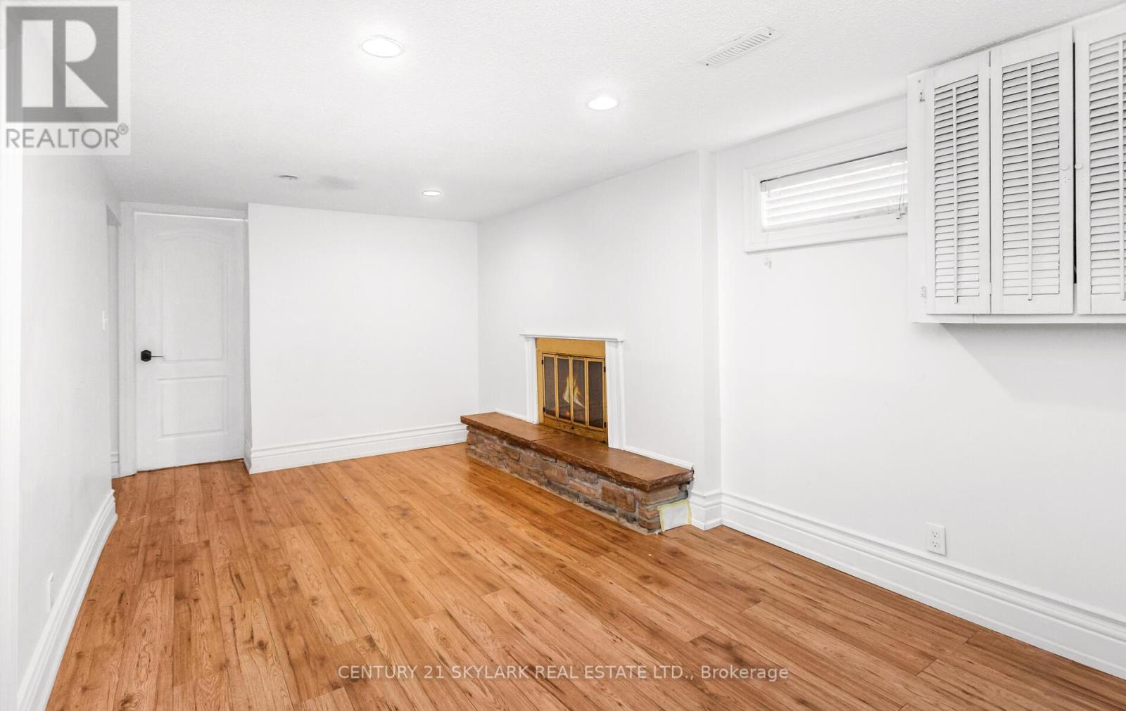 7646 Priory Crescent, Mississauga (Malton), Ontario  L4T 3H5 - Photo 15 - W12767904