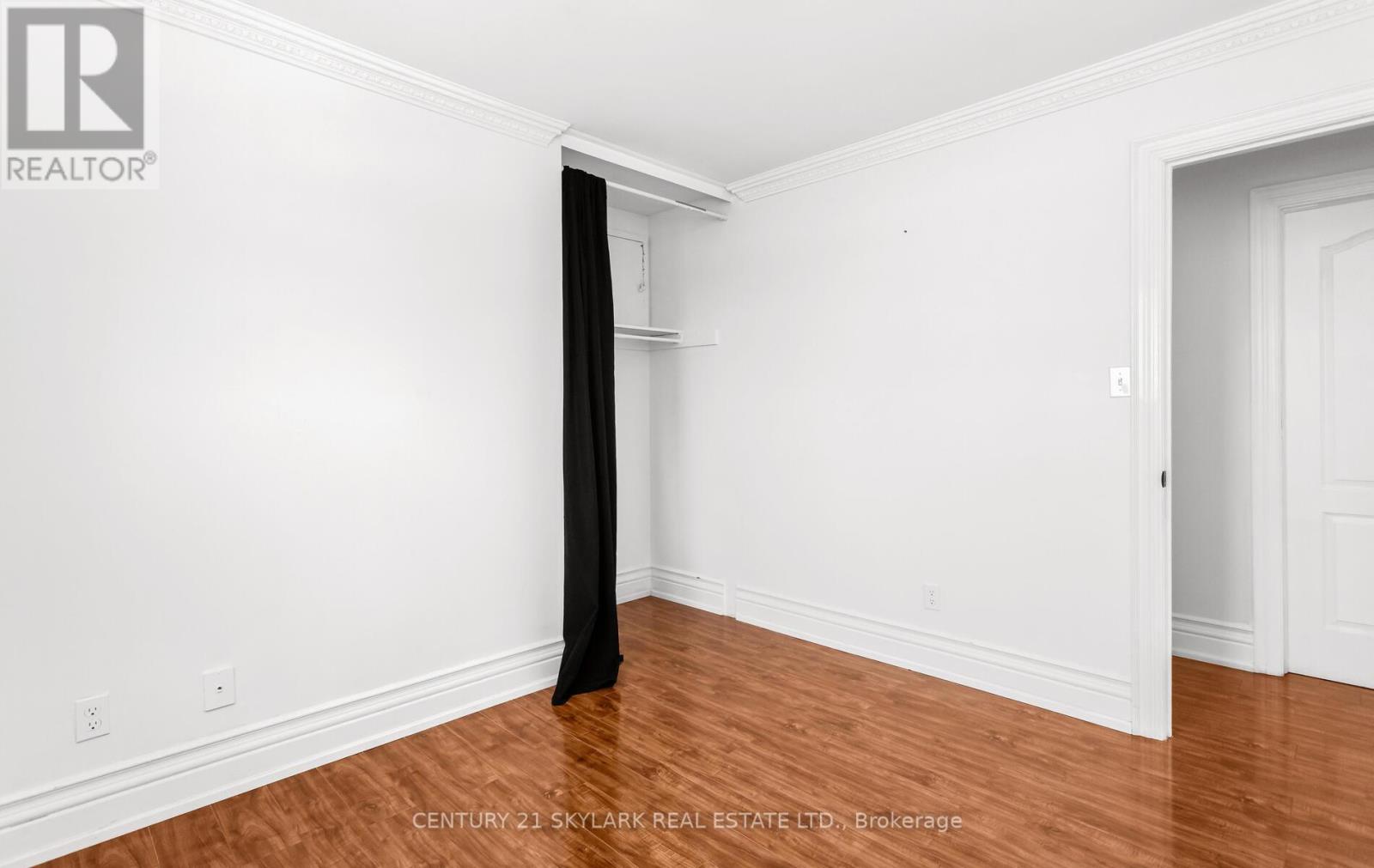 7646 Priory Crescent, Mississauga (Malton), Ontario  L4T 3H5 - Photo 12 - W12767904