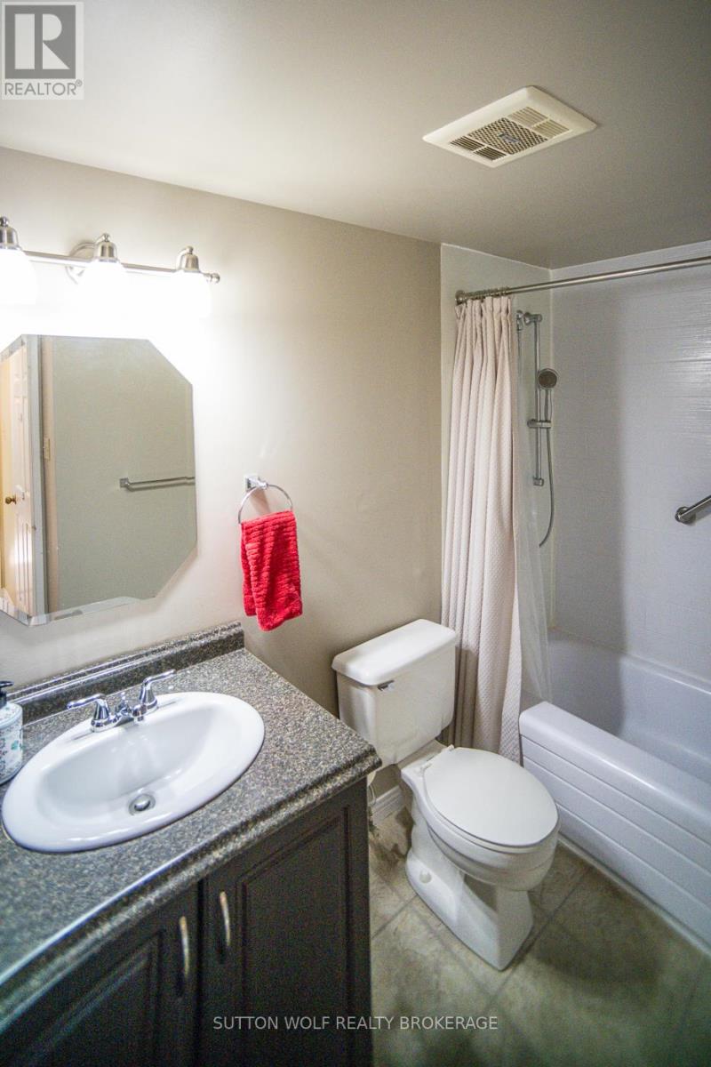 207 - 31 Victoria Street, Strathroy-Caradoc, Ontario  N7G 3Y4 - Photo 15 - X12774468