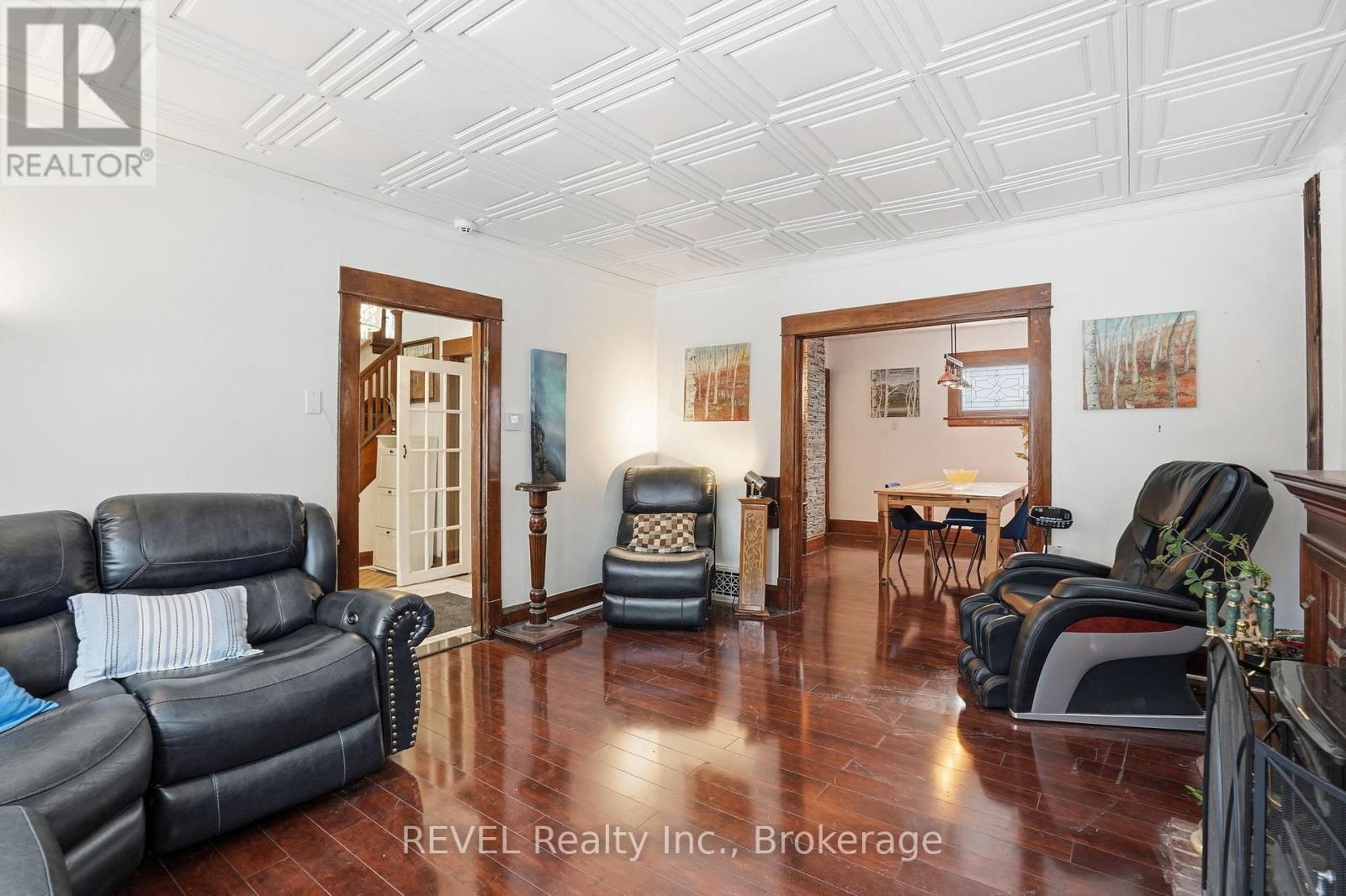 4908 Simcoe Street, Niagara Falls, Ontario  L2E 1V9 - Photo 12 - X12770696