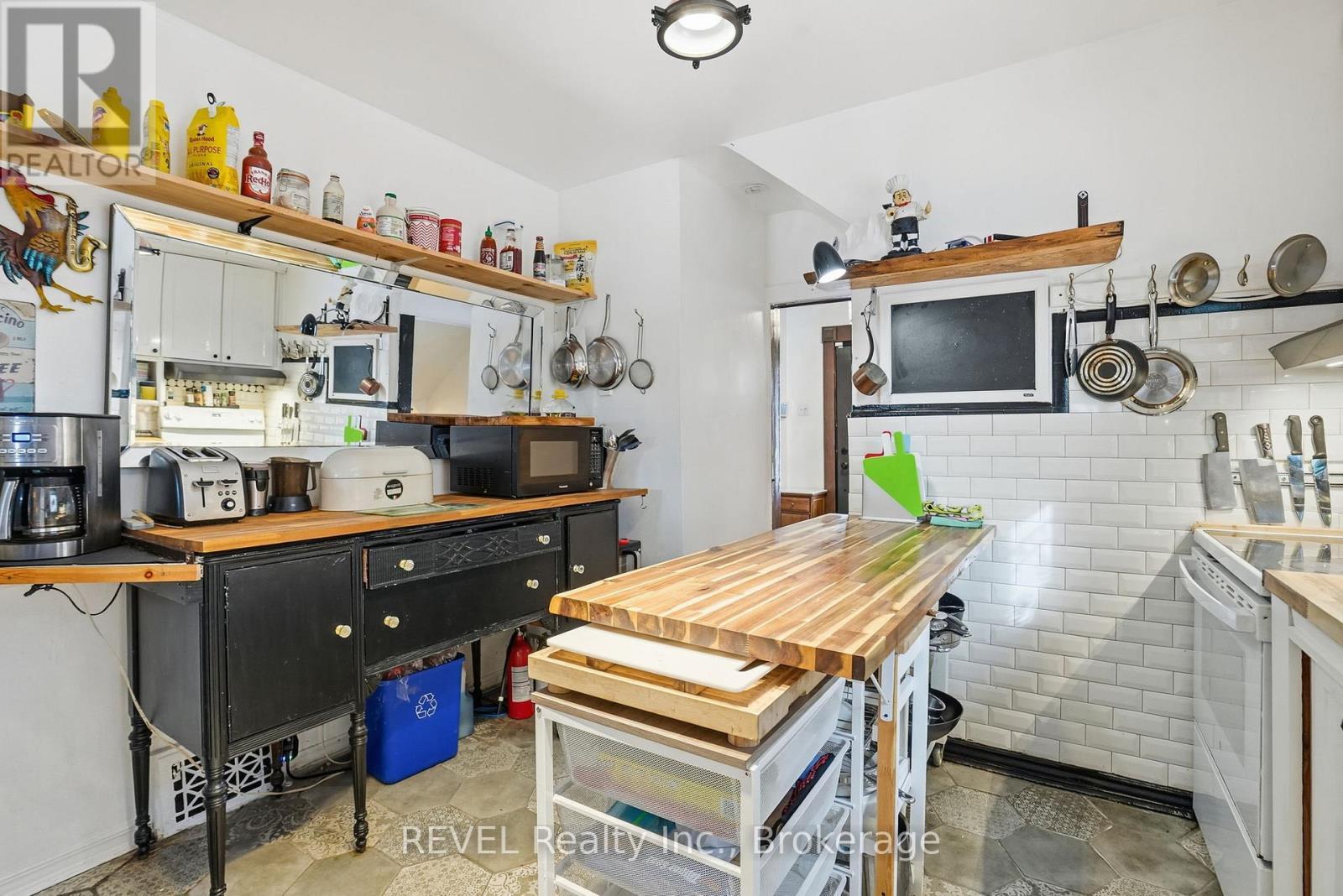 4908 Simcoe Street, Niagara Falls, Ontario  L2E 1V9 - Photo 19 - X12770696