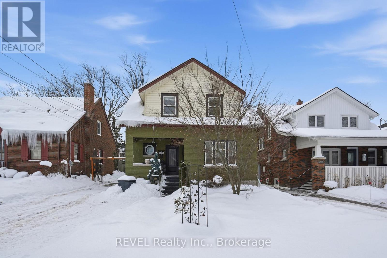 4908 Simcoe Street, Niagara Falls, Ontario  L2E 1V9 - Photo 2 - X12770696