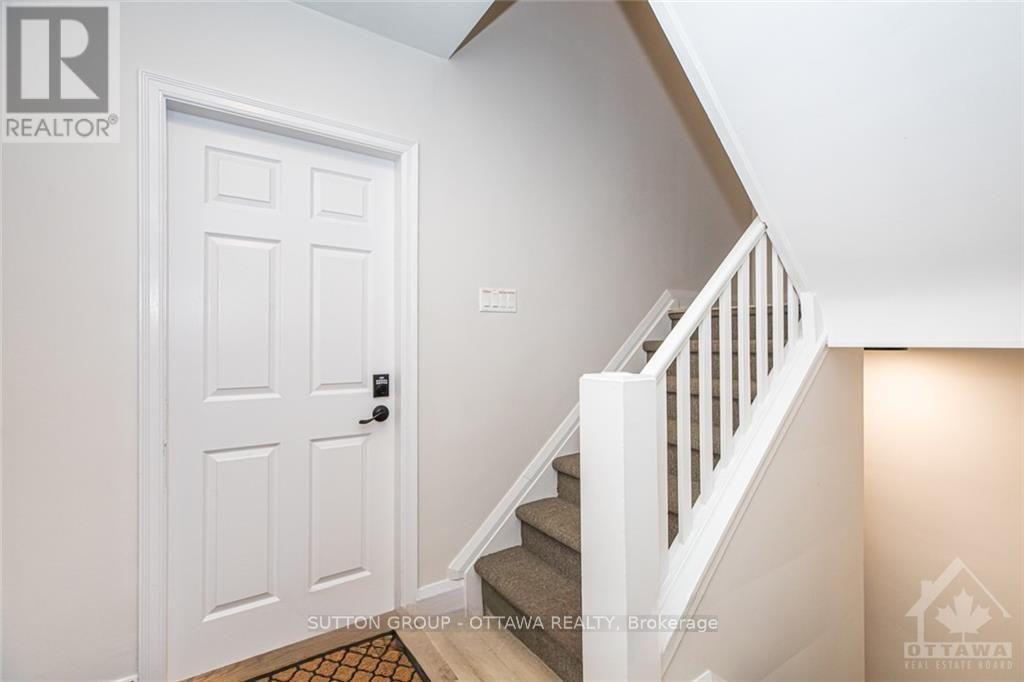 391 Greenwood Avenue, Ottawa, Ontario  K2A 0X4 - Photo 7 - X12774472