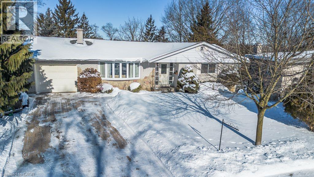 1318 Thorman Drive, Cambridge, Ontario  N3H 1A2 - Photo 2 - 40803384