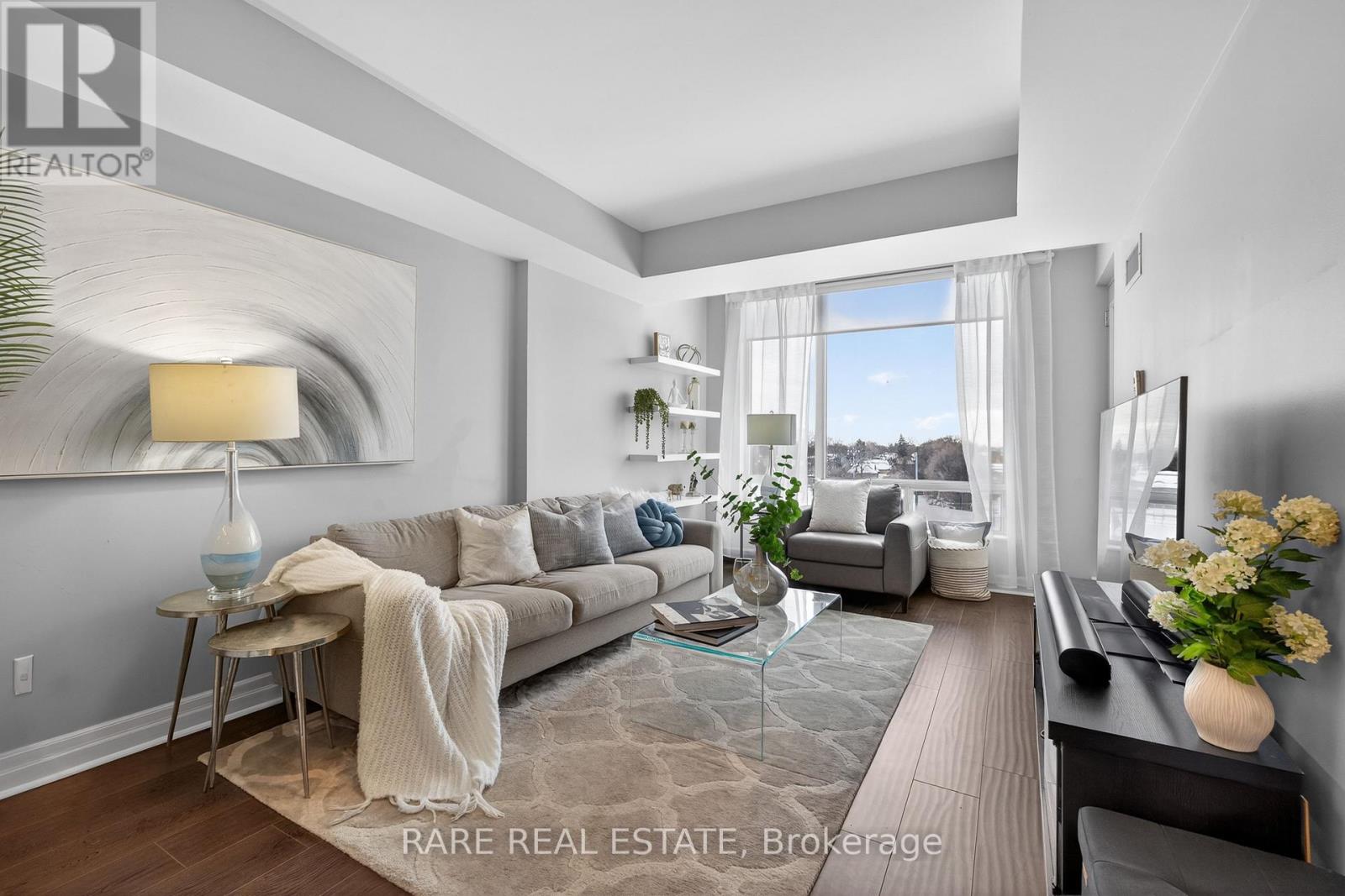 702 - 1801 BAYVIEW AVENUE, Toronto, Ontario