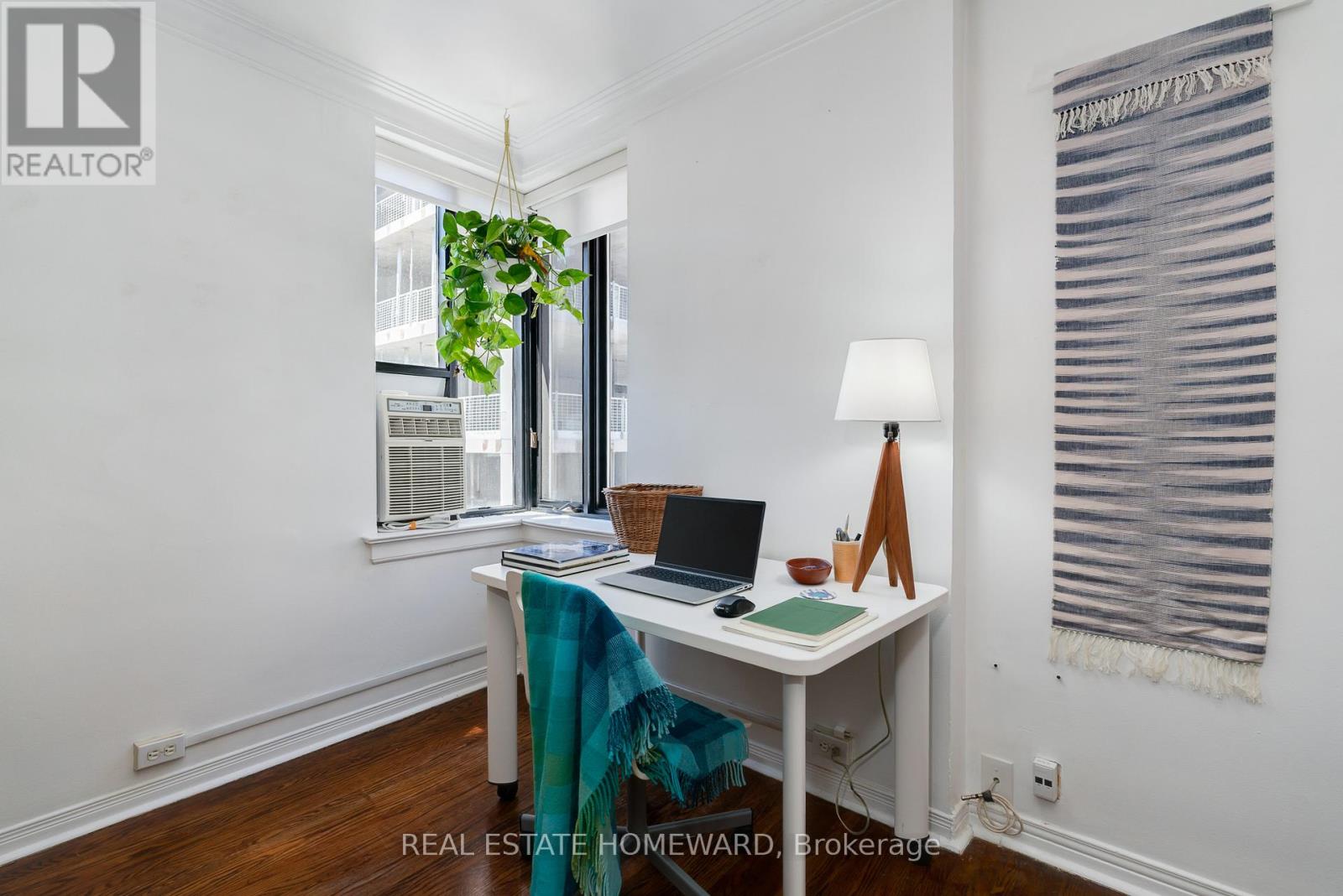 406 - 150 Farnham Avenue, Toronto, Ontario  M4V 1H5 - Photo 16 - C12774442