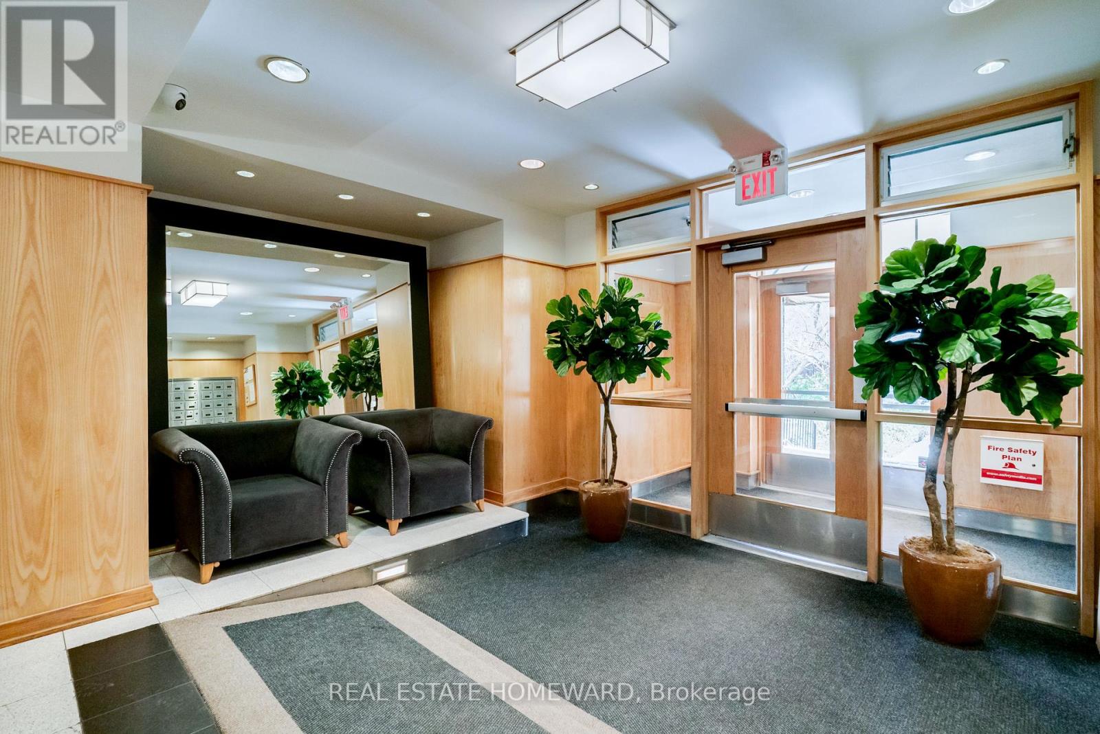 406 - 150 Farnham Avenue, Toronto, Ontario  M4V 1H5 - Photo 22 - C12774442