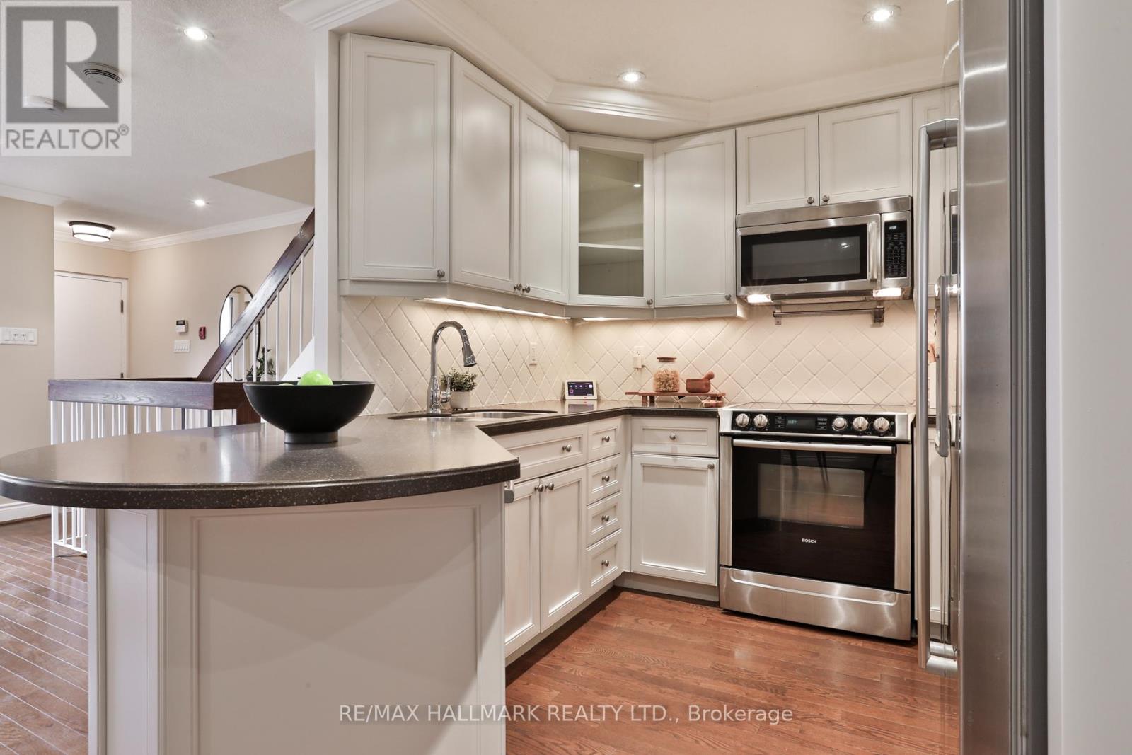 A12 - 142 Pears Avenue, Toronto (Annex), Ontario  M5R 1T2 - Photo 11 - C12774454