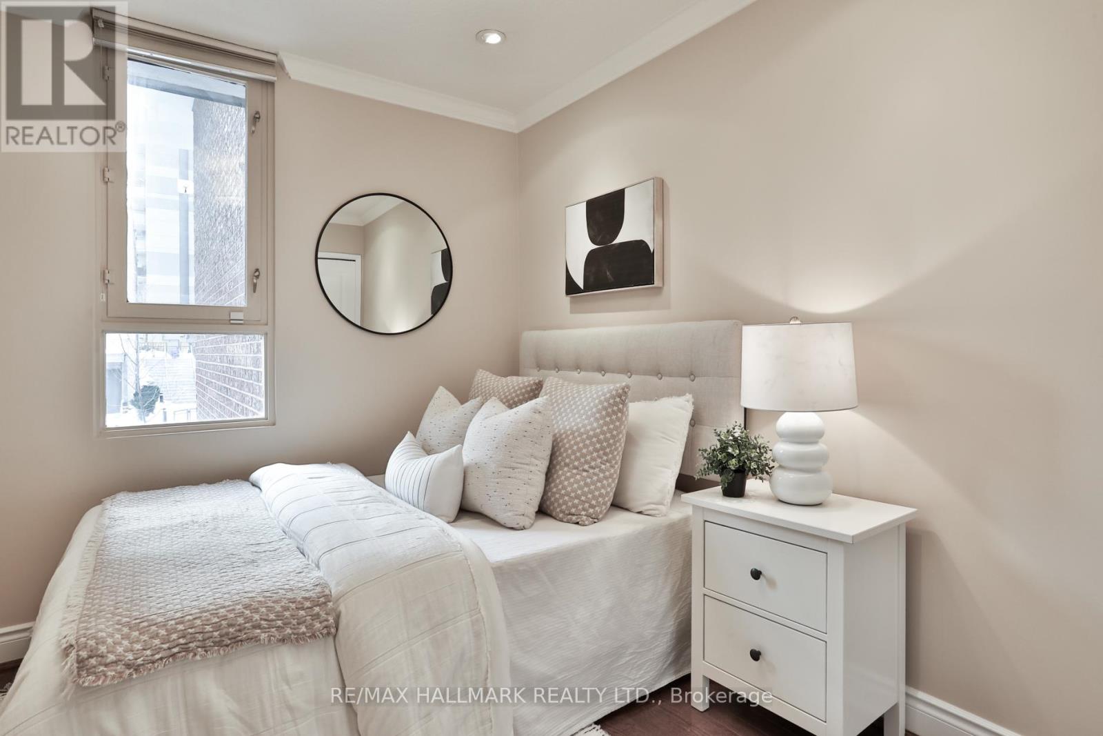 A12 - 142 Pears Avenue, Toronto (Annex), Ontario  M5R 1T2 - Photo 21 - C12774454