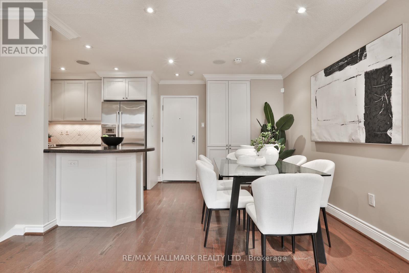 A12 - 142 Pears Avenue, Toronto (Annex), Ontario  M5R 1T2 - Photo 8 - C12774454