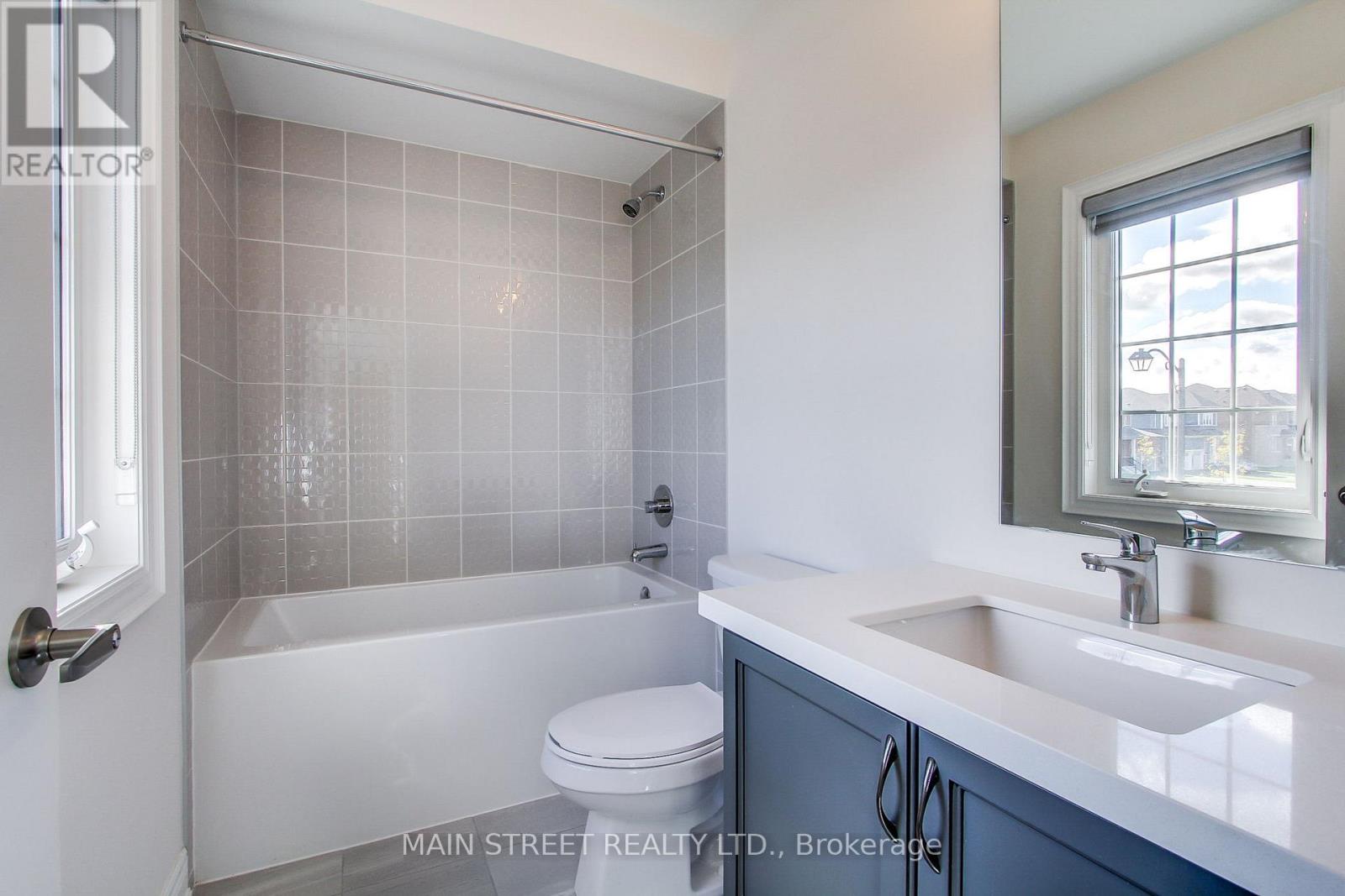 2 Bill Guy Drive, Georgina, Ontario  L4P 0H9 - Photo 22 - N12774430