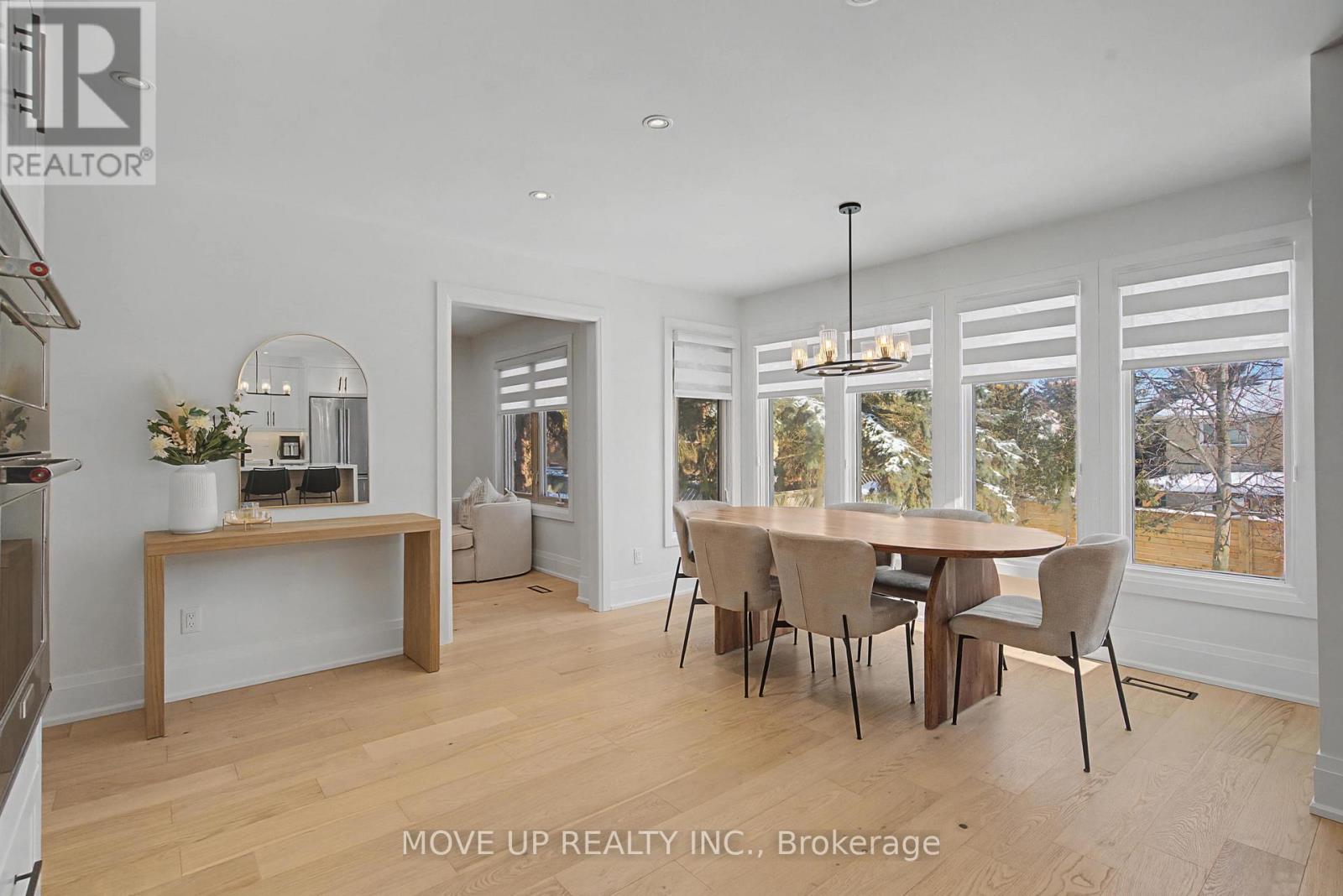 297 Burford Street, Newmarket, Ontario  L3Y 6E7 - Photo 13 - N12774512