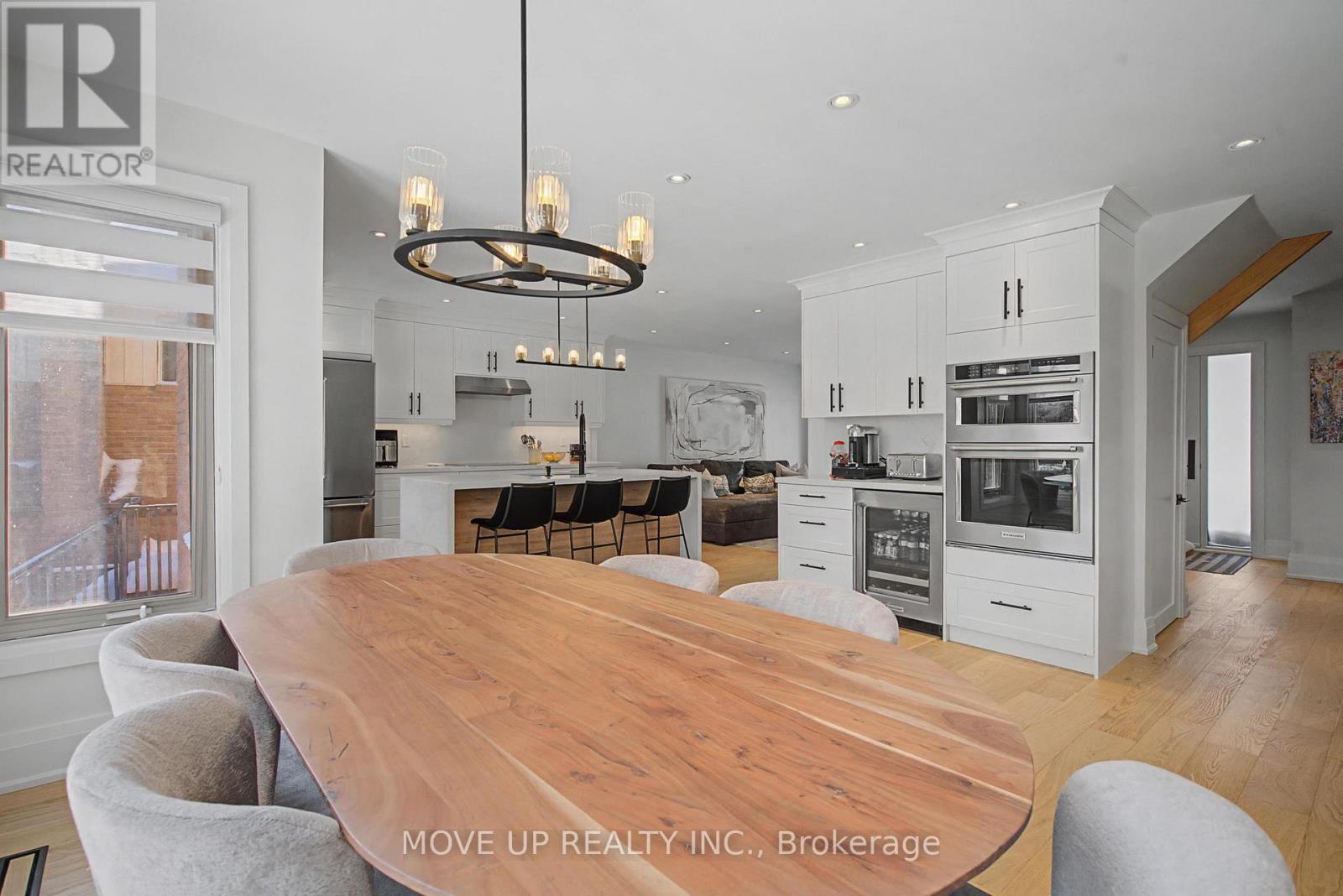 297 Burford Street, Newmarket, Ontario  L3Y 6E7 - Photo 16 - N12774512