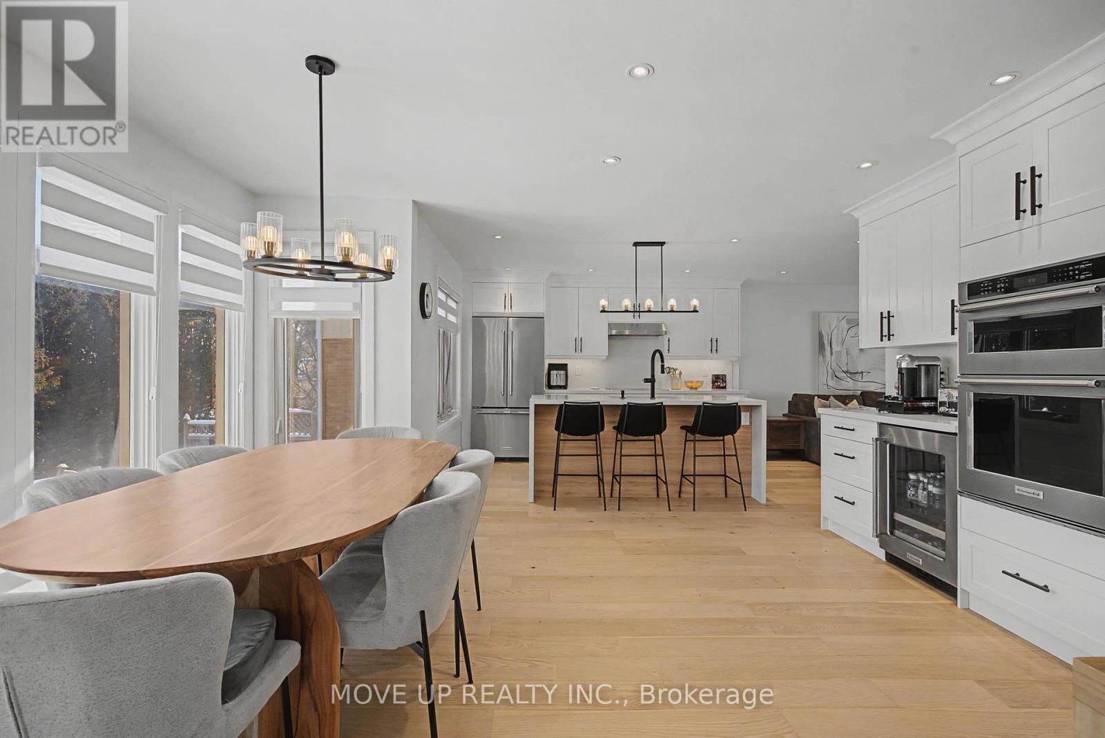 297 Burford Street, Newmarket, Ontario  L3Y 6E7 - Photo 17 - N12774512