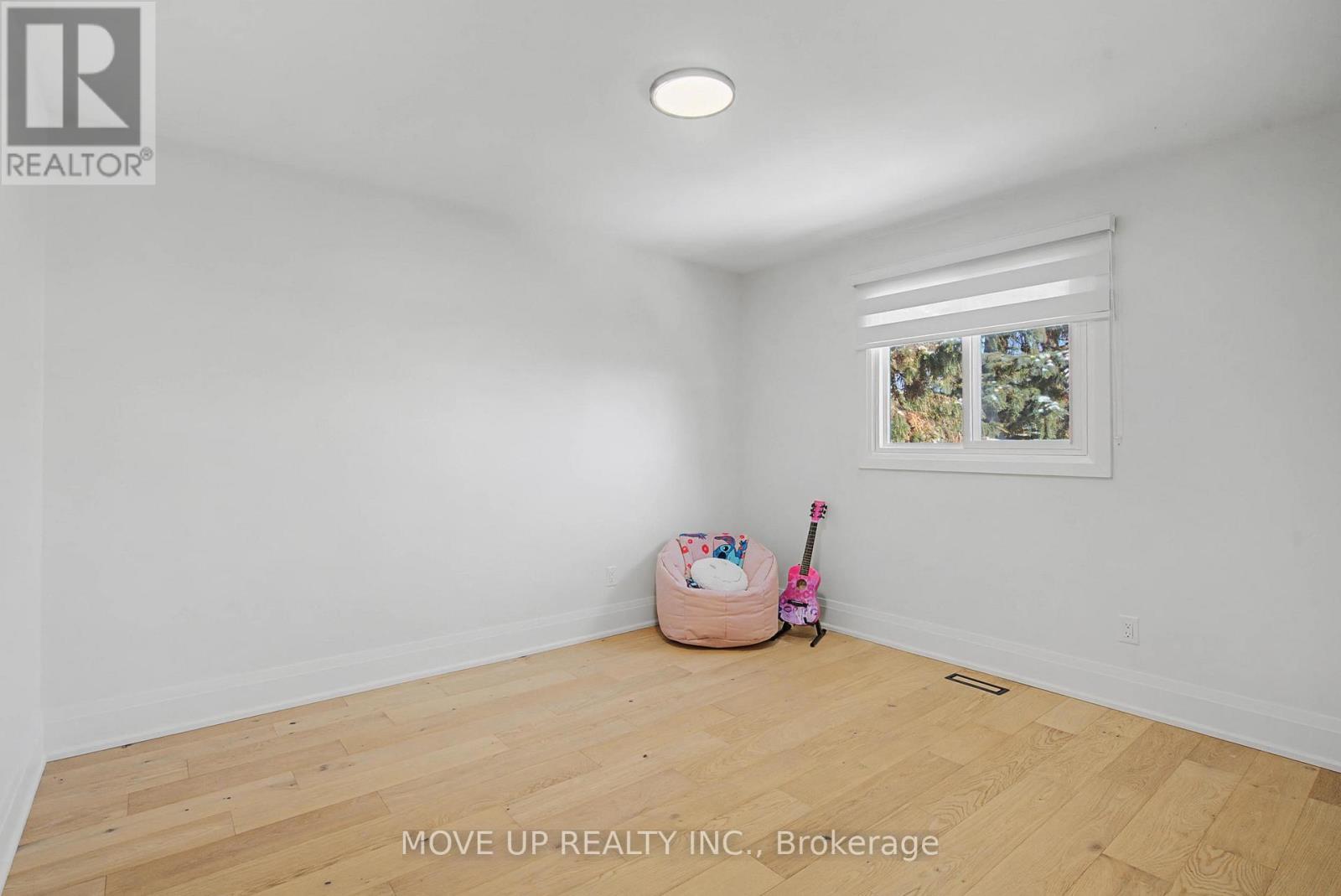 297 Burford Street, Newmarket, Ontario  L3Y 6E7 - Photo 24 - N12774512