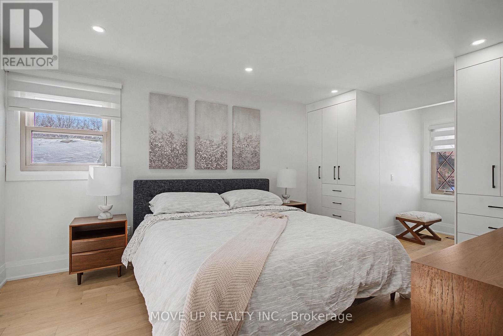 297 Burford Street, Newmarket, Ontario  L3Y 6E7 - Photo 25 - N12774512