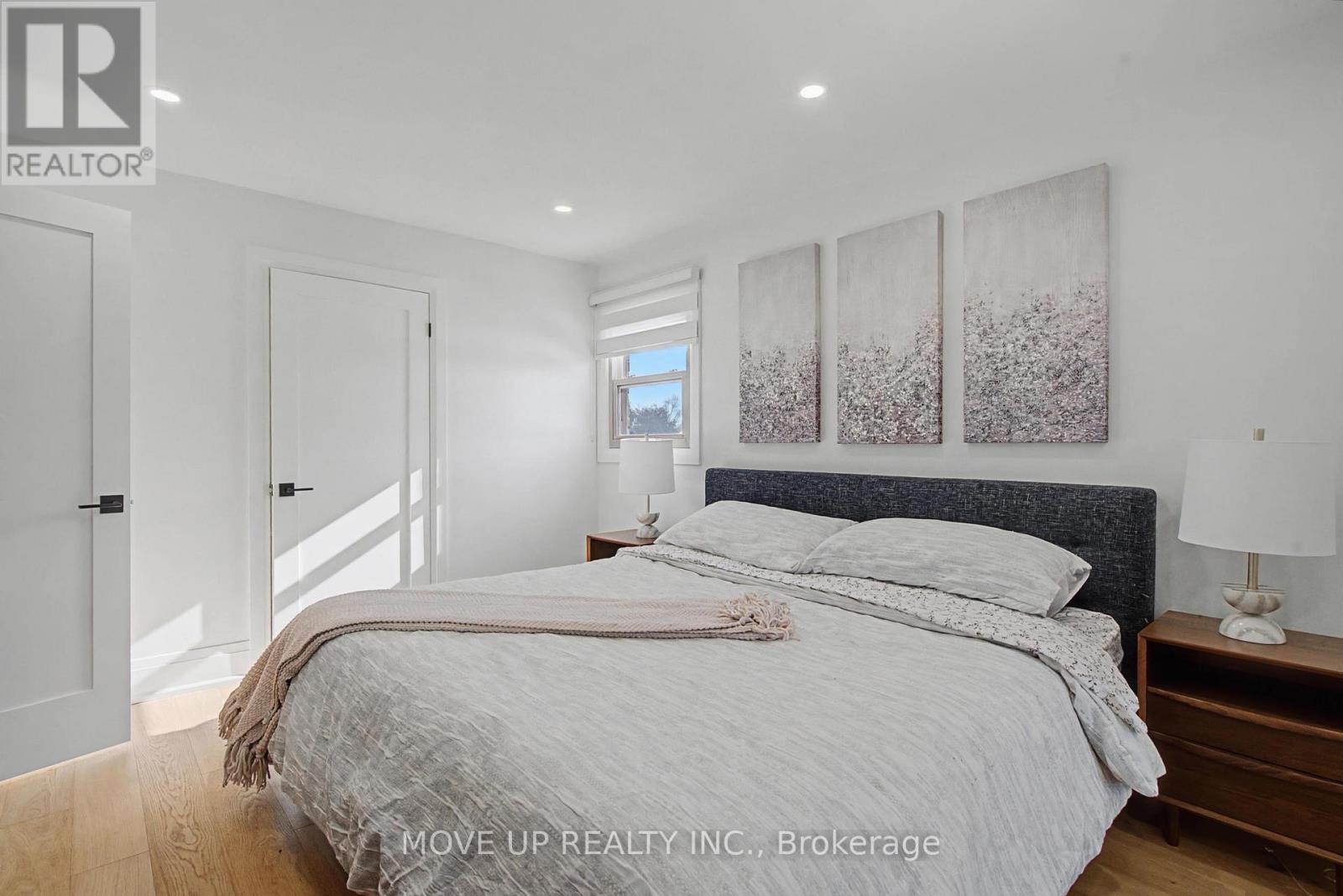 297 Burford Street, Newmarket, Ontario  L3Y 6E7 - Photo 27 - N12774512