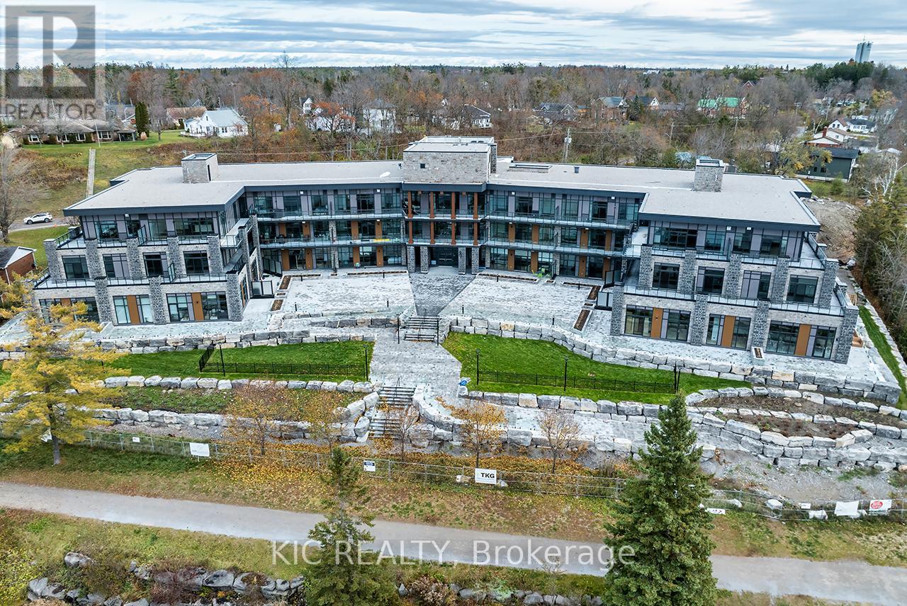 302 - 99 Louisa Street, Kawartha Lakes (Fenelon Falls), Ontario  K0M 1N0 - Photo 4 - X12771052