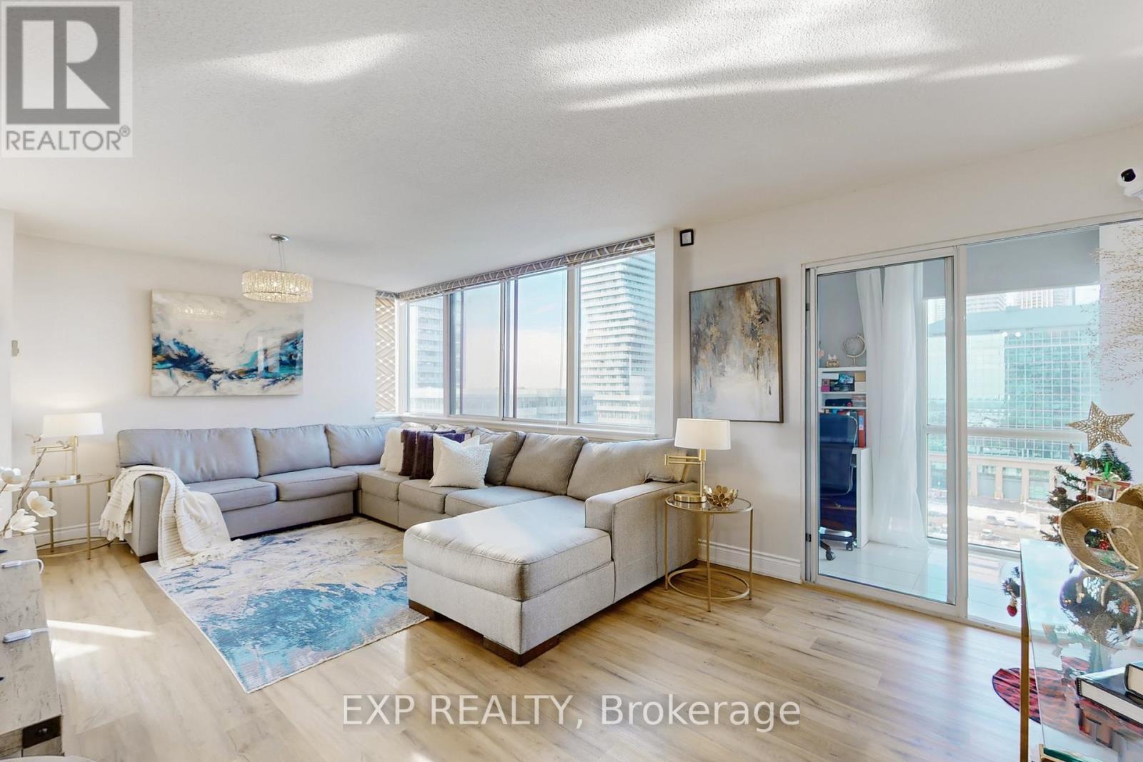 1001 - 350 Webb Drive, Mississauga, Ontario  L5B 3W4 - Photo 19 - W12774444