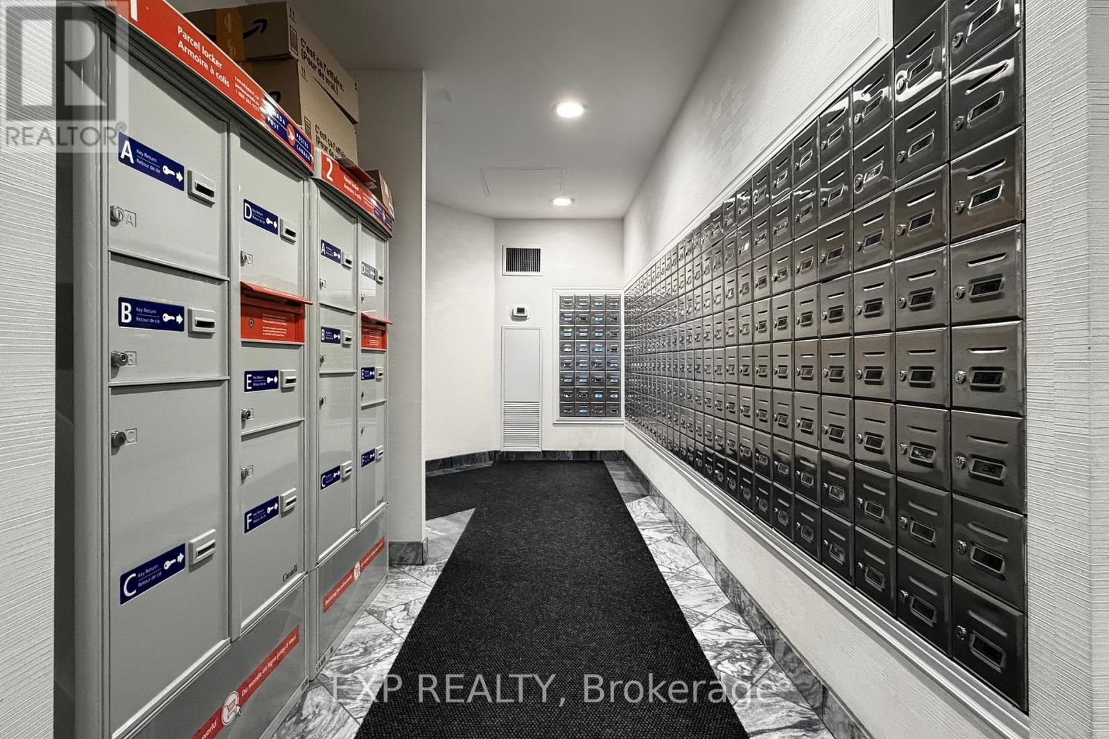 1001 - 350 Webb Drive, Mississauga, Ontario  L5B 3W4 - Photo 39 - W12774444