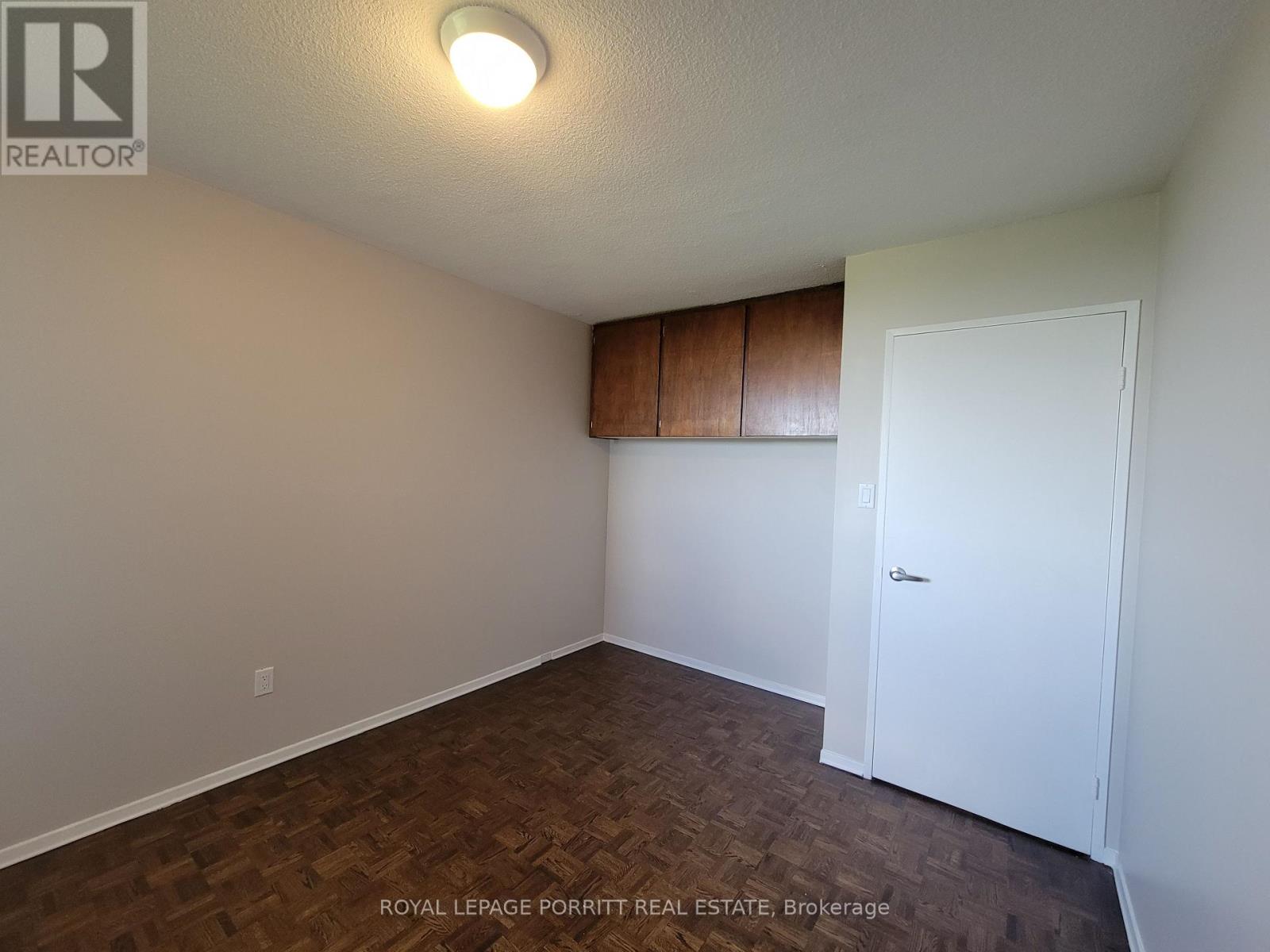 907 - 1535 Lakeshore Road E, Mississauga, Ontario  L5E 3E2 - Photo 11 - W12774458