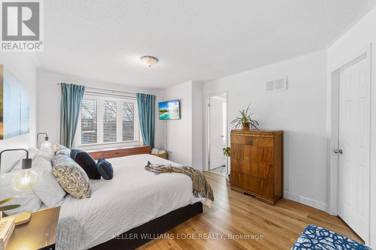 4401 Vallence Drive, Burlington, Ontario  L7L 6J7 - Photo 17 - W12774460