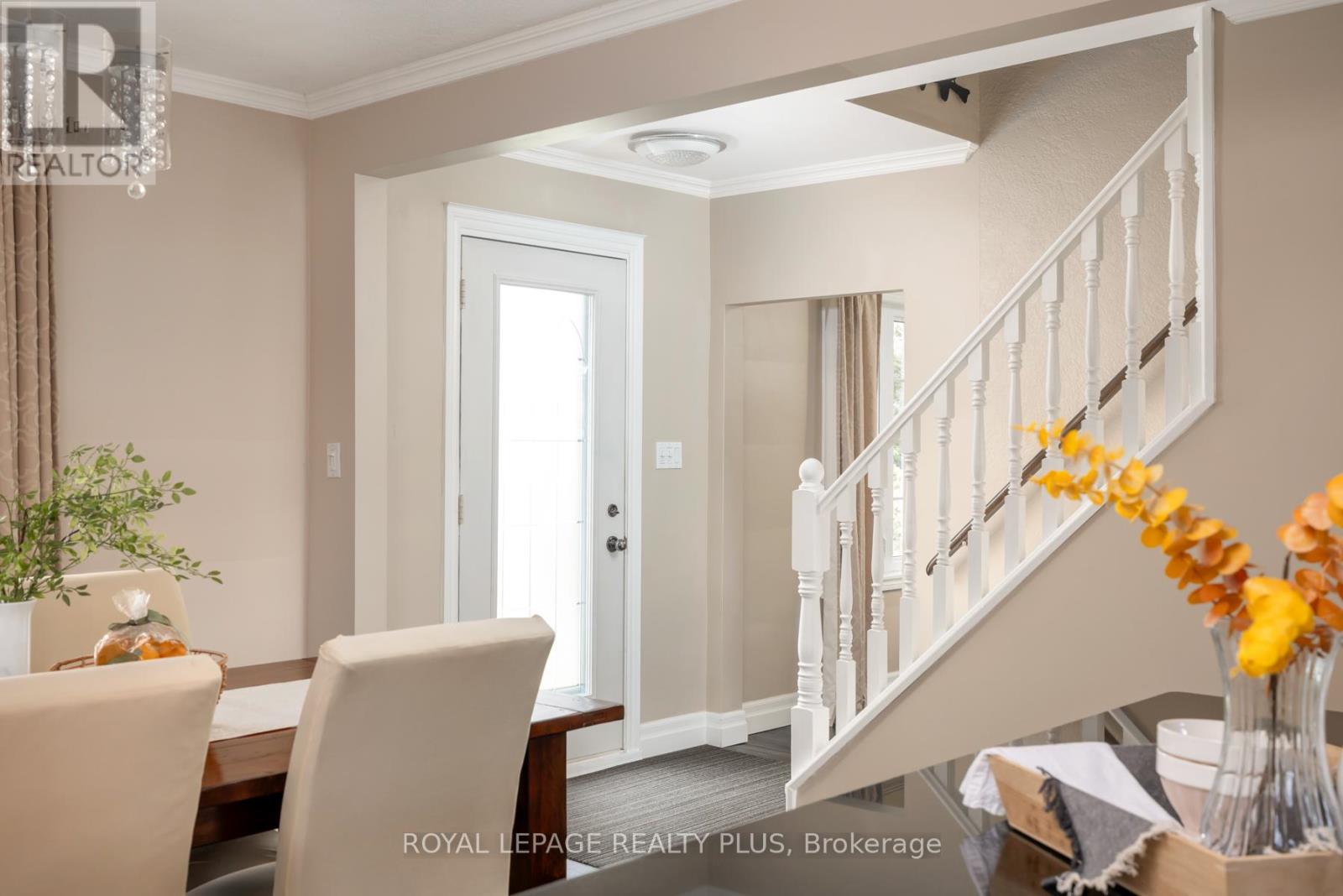 2034 Harvest Drive, Mississauga, Ontario  L4Y 1T6 - Photo 12 - W12774490