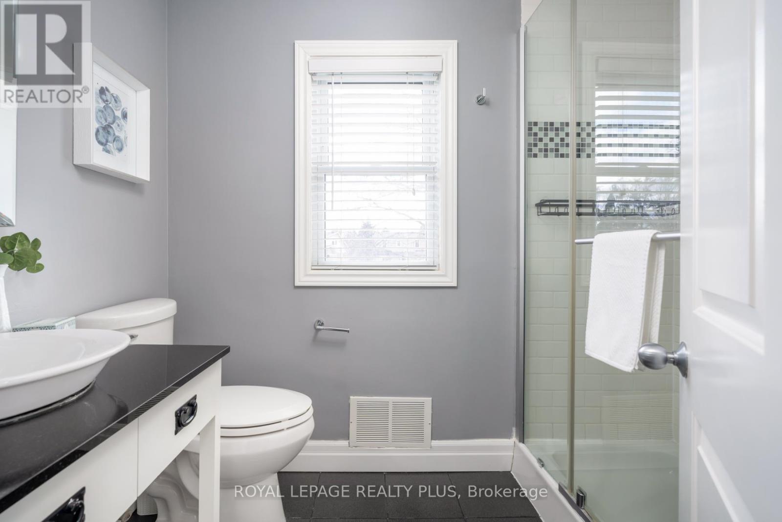 2034 Harvest Drive, Mississauga, Ontario  L4Y 1T6 - Photo 26 - W12774490