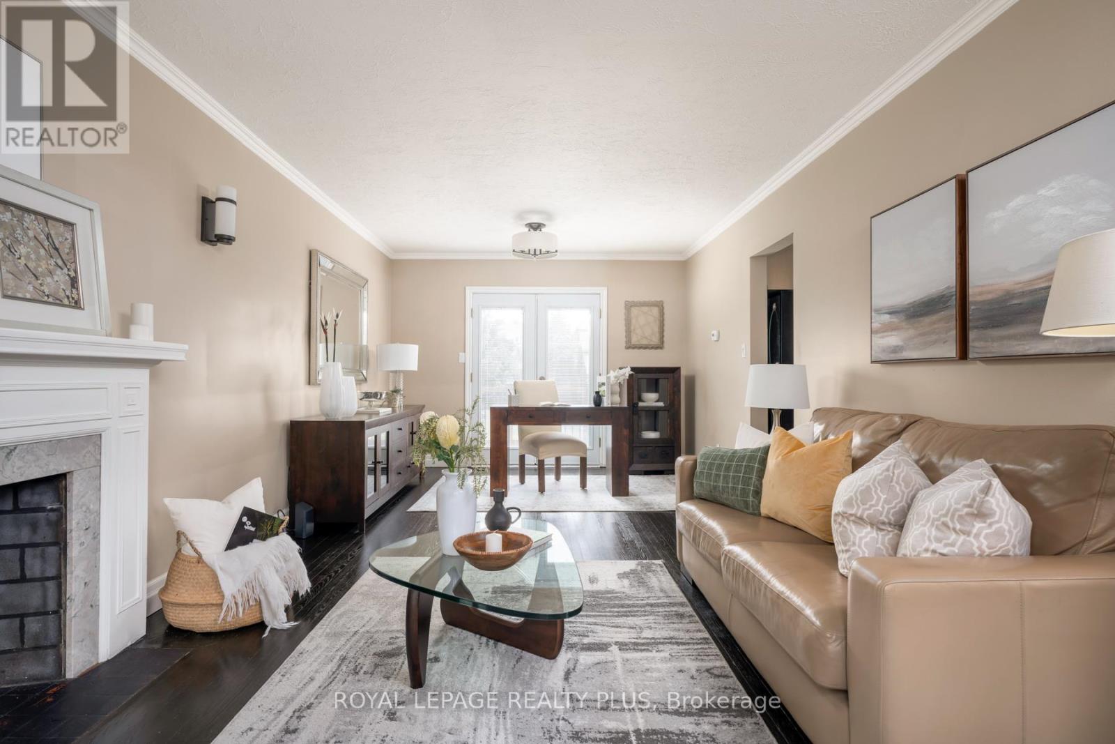 2034 Harvest Drive, Mississauga, Ontario  L4Y 1T6 - Photo 8 - W12774490