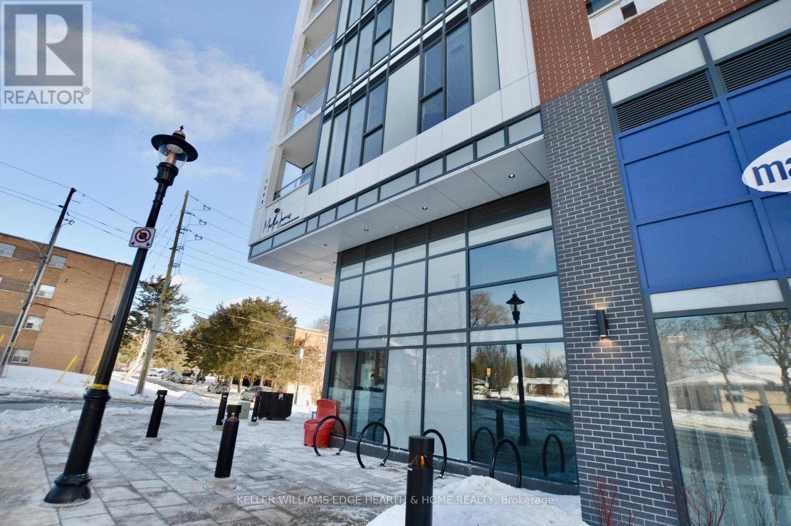 310 - 2088 James Street, Burlington (Brant), Ontario  L7R 0H2 - Photo 2 - W12774502