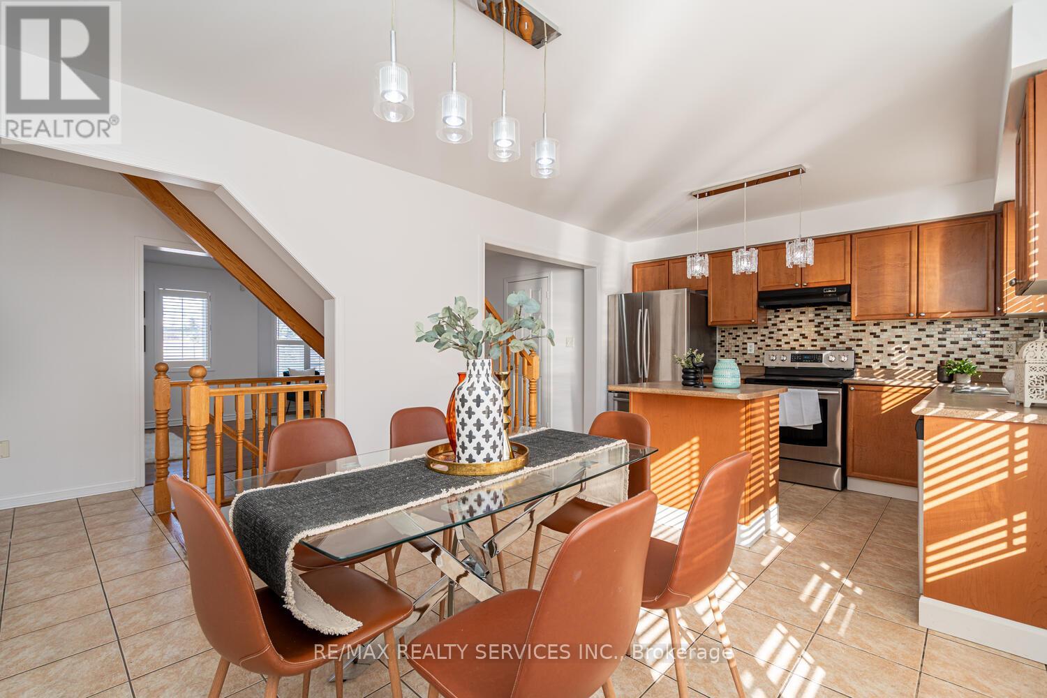 67 Decker Hollow Circle, Brampton, Ontario  L6X 0L5 - Photo 18 - W12774524