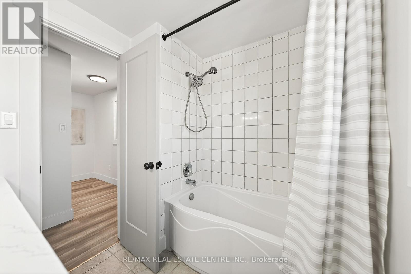 97 Moffat Drive, Cambridge, Ontario  N1R 6C1 - Photo 30 - X12774438