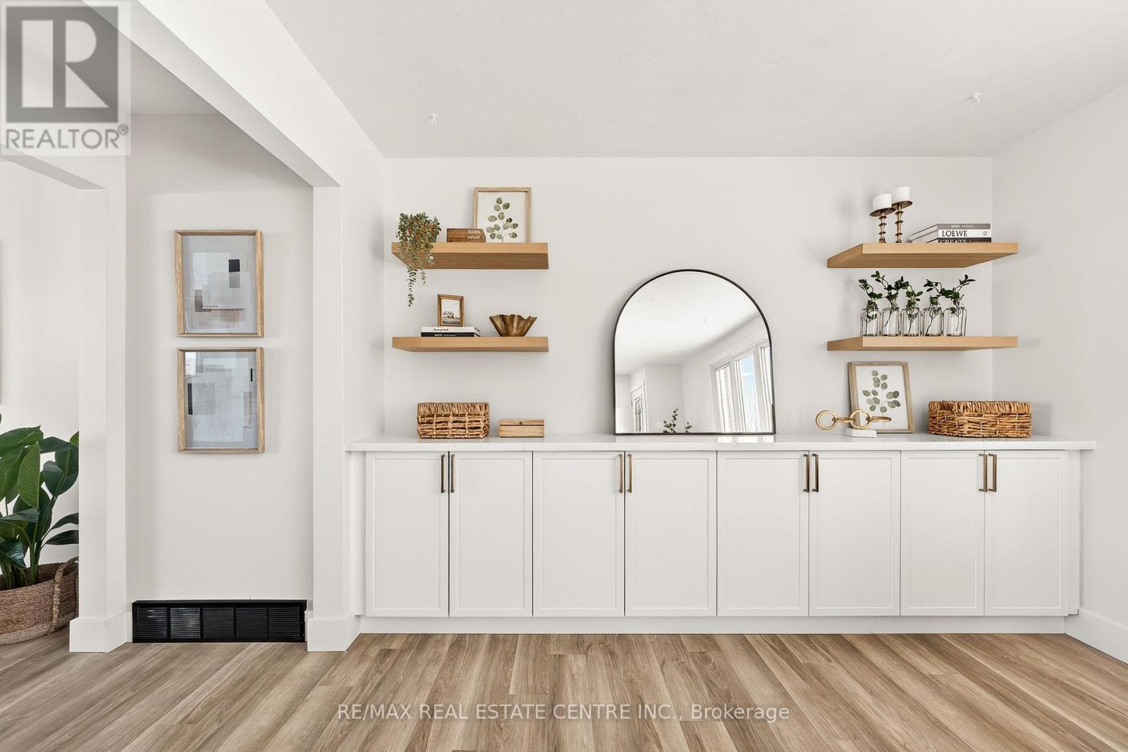 97 Moffat Drive, Cambridge, Ontario  N1R 6C1 - Photo 6 - X12774438